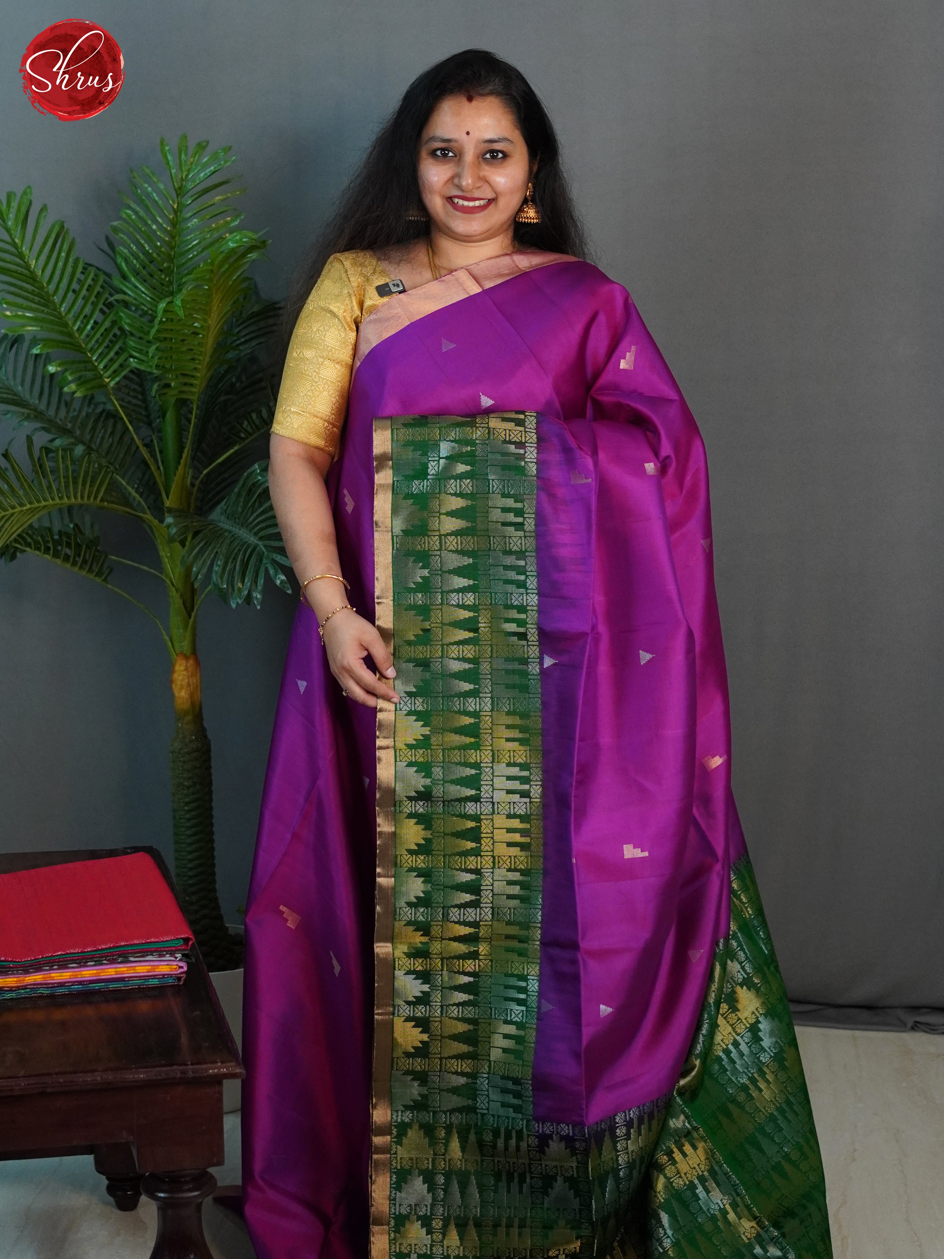 Vadamalli & Green- Soft Silk Saree - Shop on ShrusEternity.com