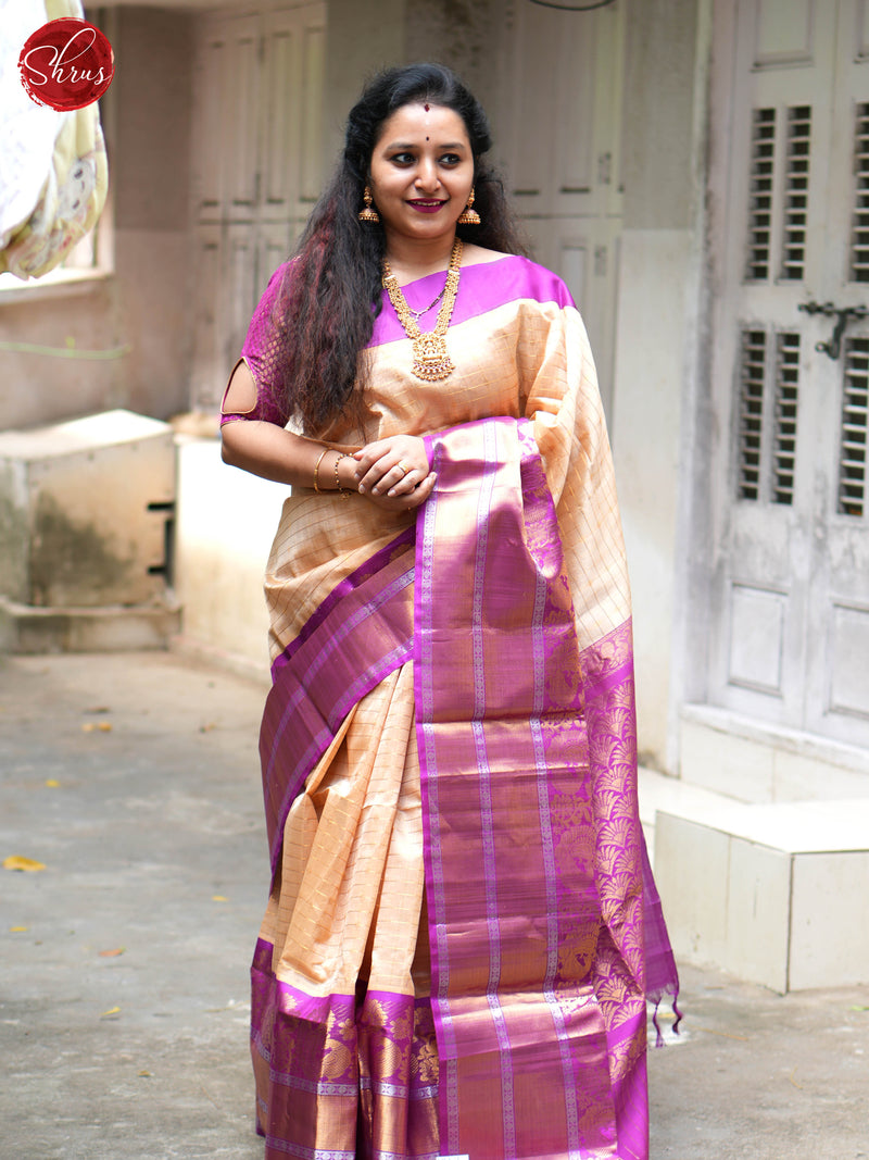 Pink and Sandal Dual Tone Kanchipuram Silk Saree