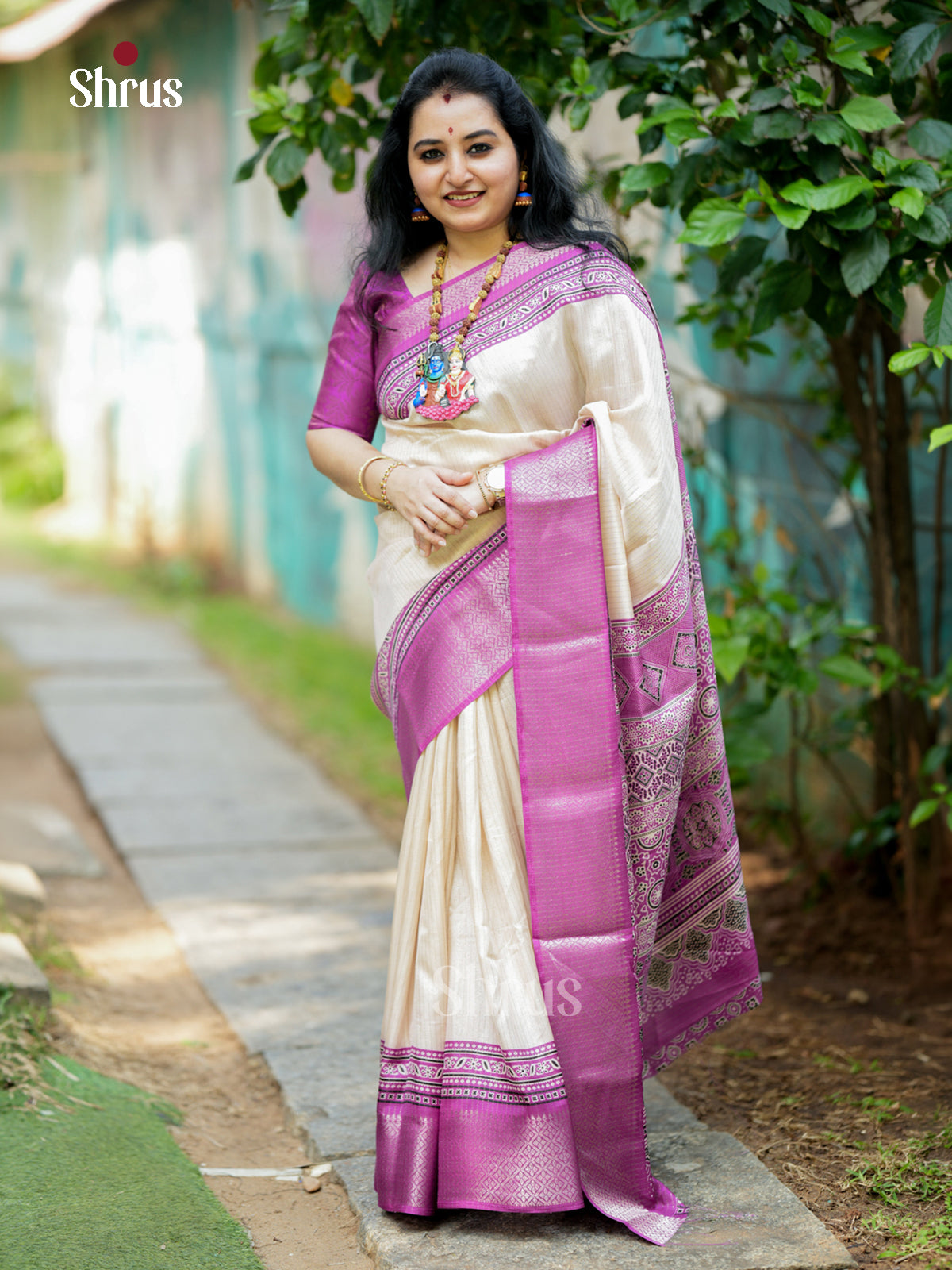 EAS30468 - Semi Crepe - Saree - Shop on Shrus.com