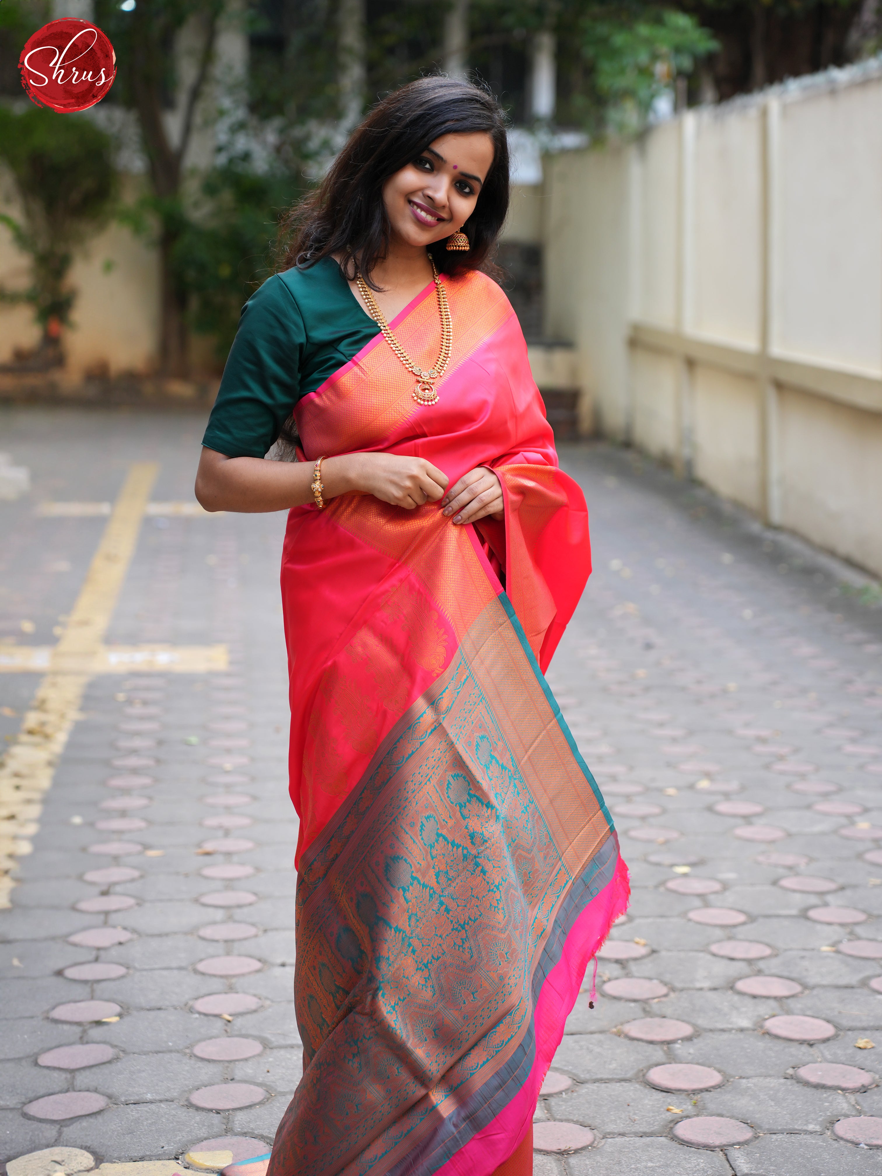 Buy Semi Kanchipuram Saree online at Shrus