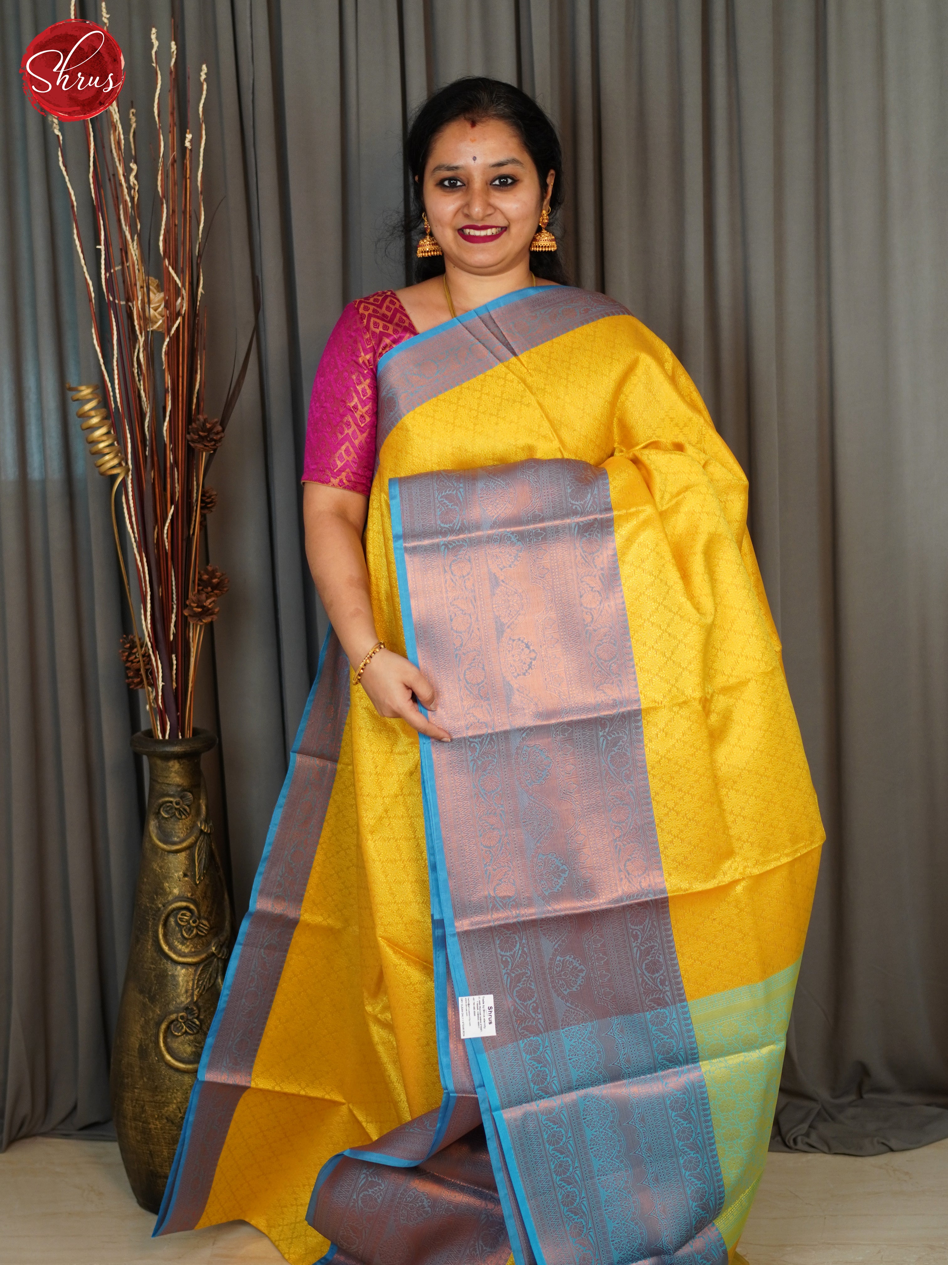 Mathulir Green & Blue - Semi Tanchoi Saree - Shop on ShrusEternity.com