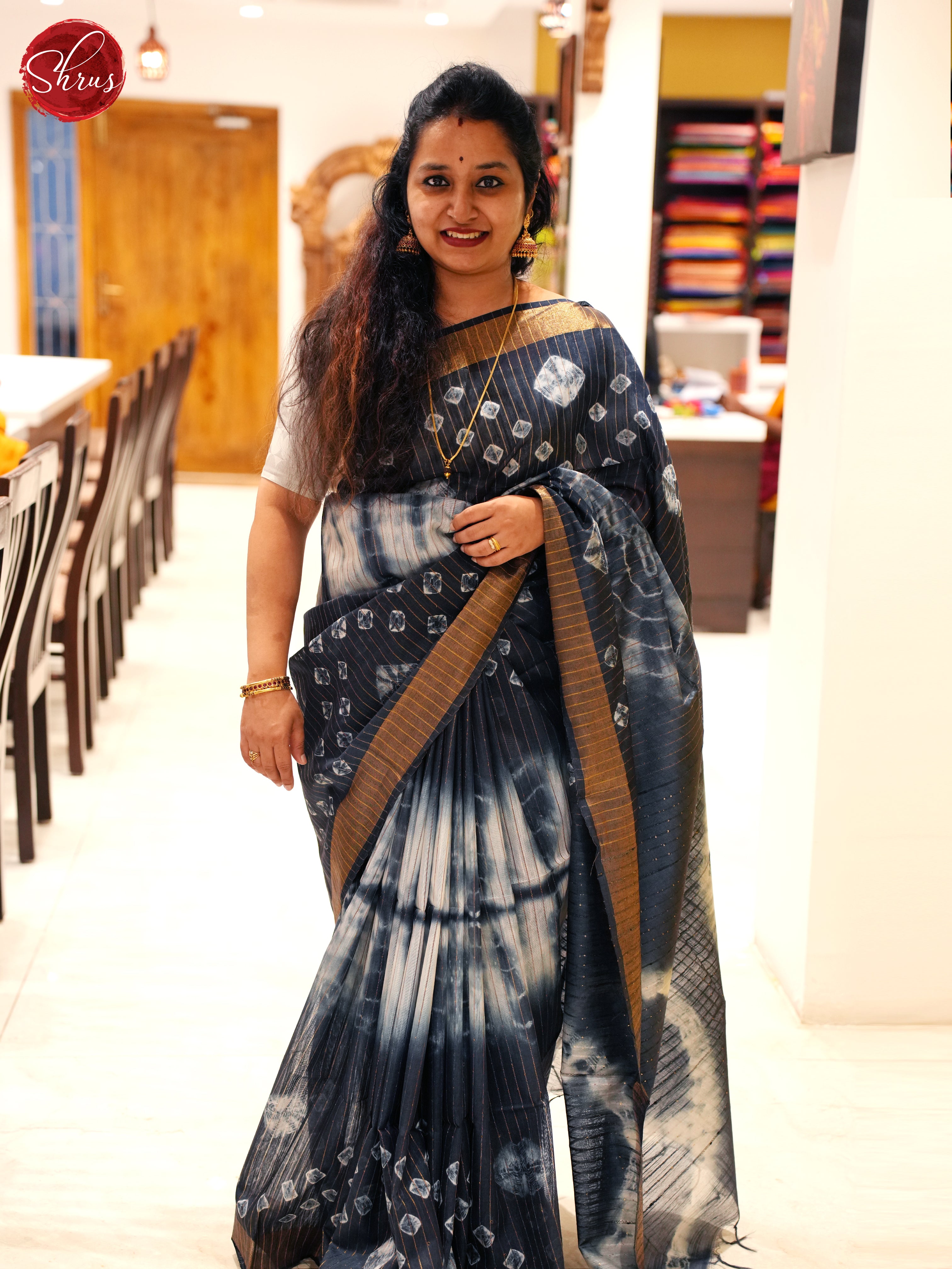 Bluish Grey & Cream - Shibori Saree - Shop on ShrusEternity.com