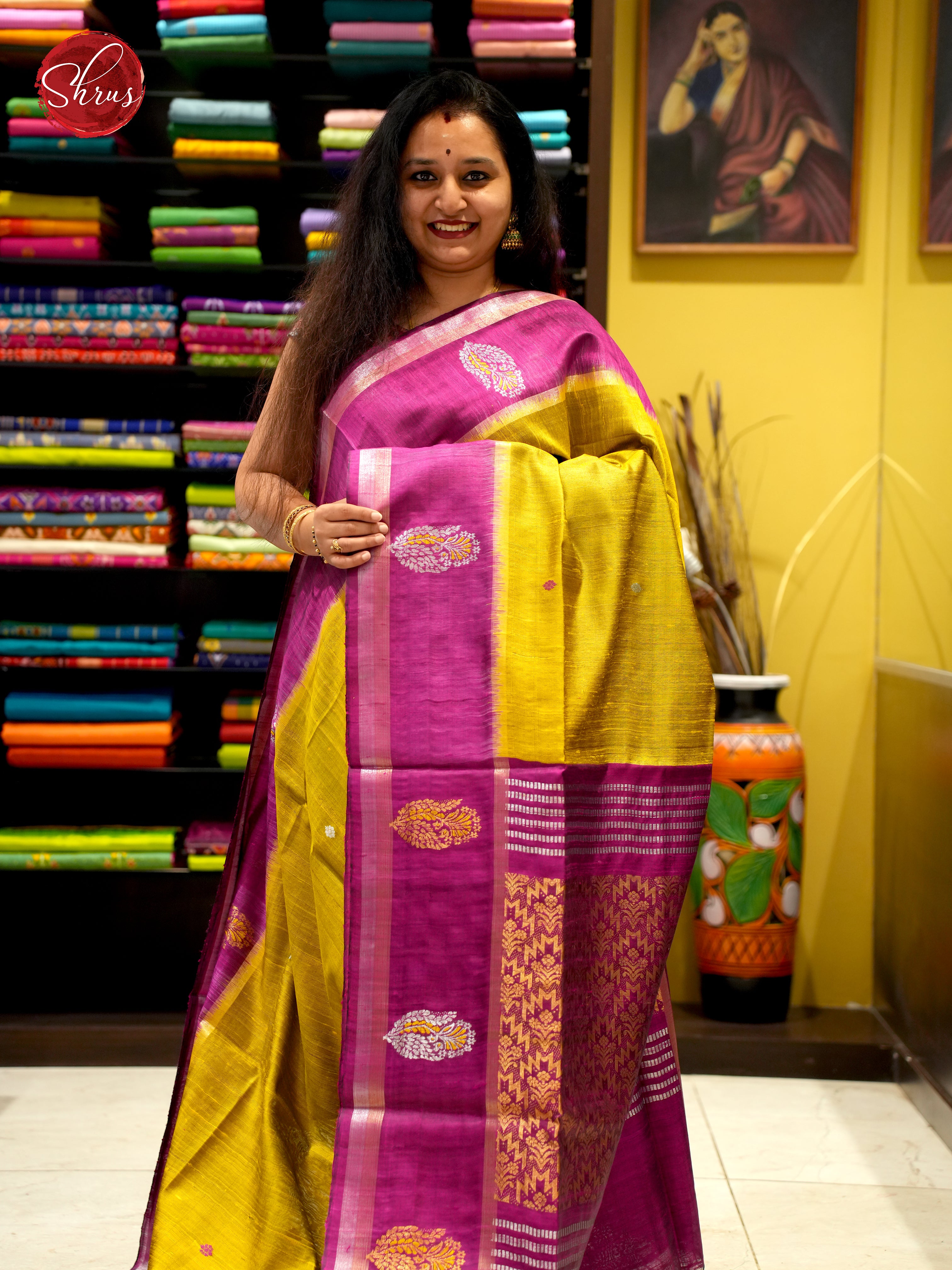 Fenugreek & Majenta - Raw Silk Saree - Shop on ShrusEternity.com
