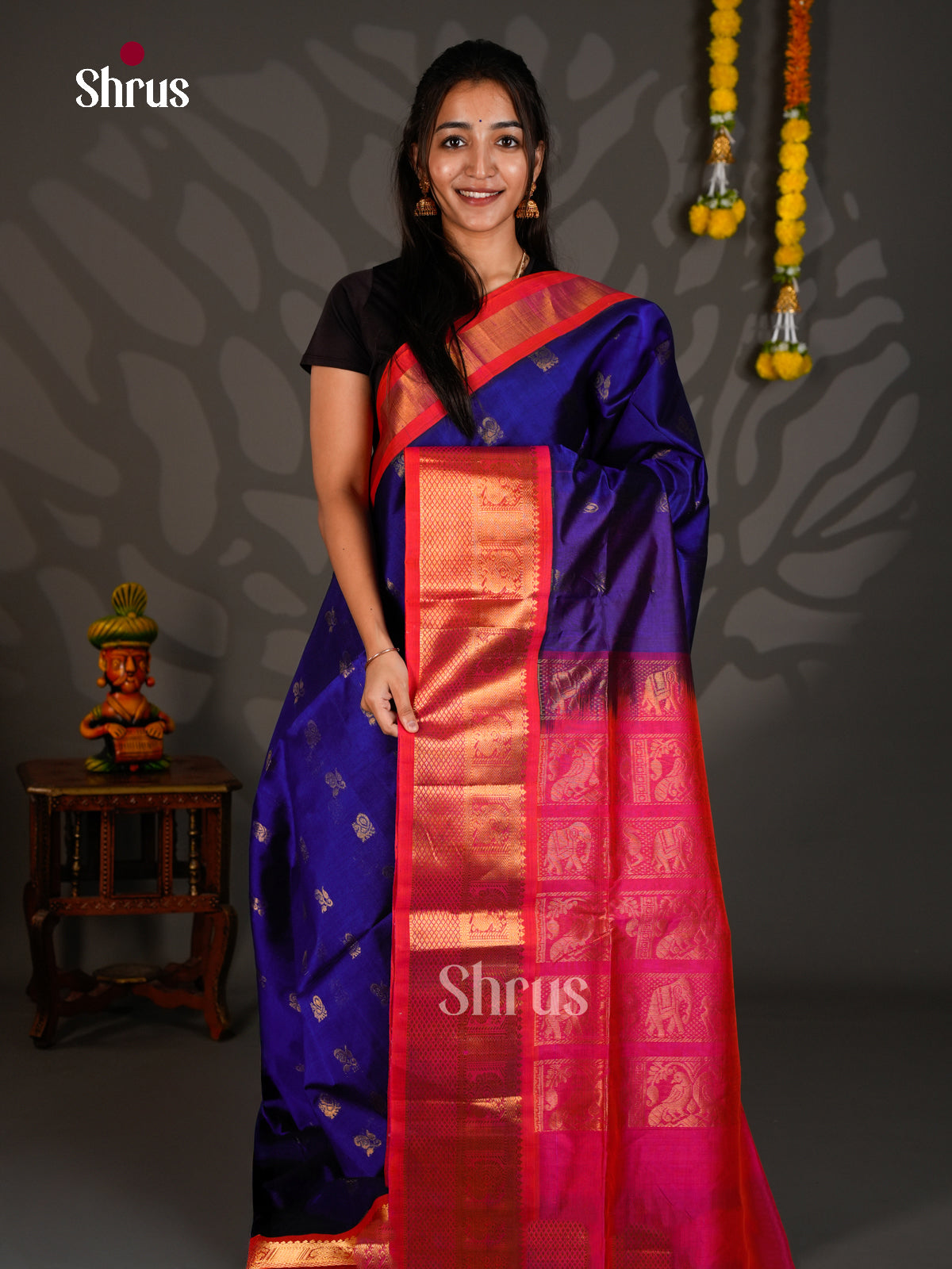 Buy Exquisite Dark Blue Cotton Silk Saree With Peacock Buttas, Pink Korvai Zari Border & Pallu