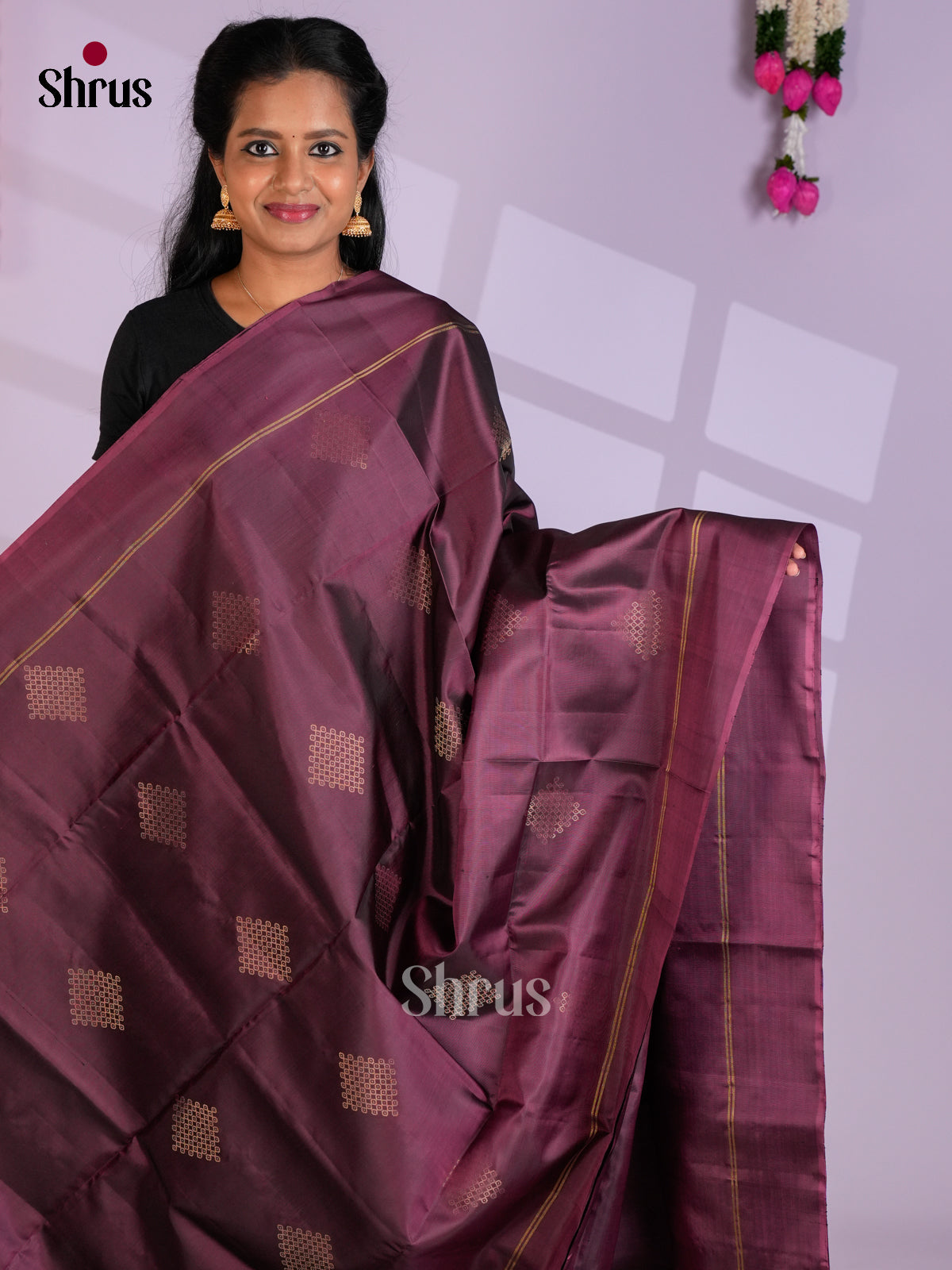 Buy Elegant Dark Purple Pure Soft Silk Saree with Golden Kolam Motifs & Brocade Pallu