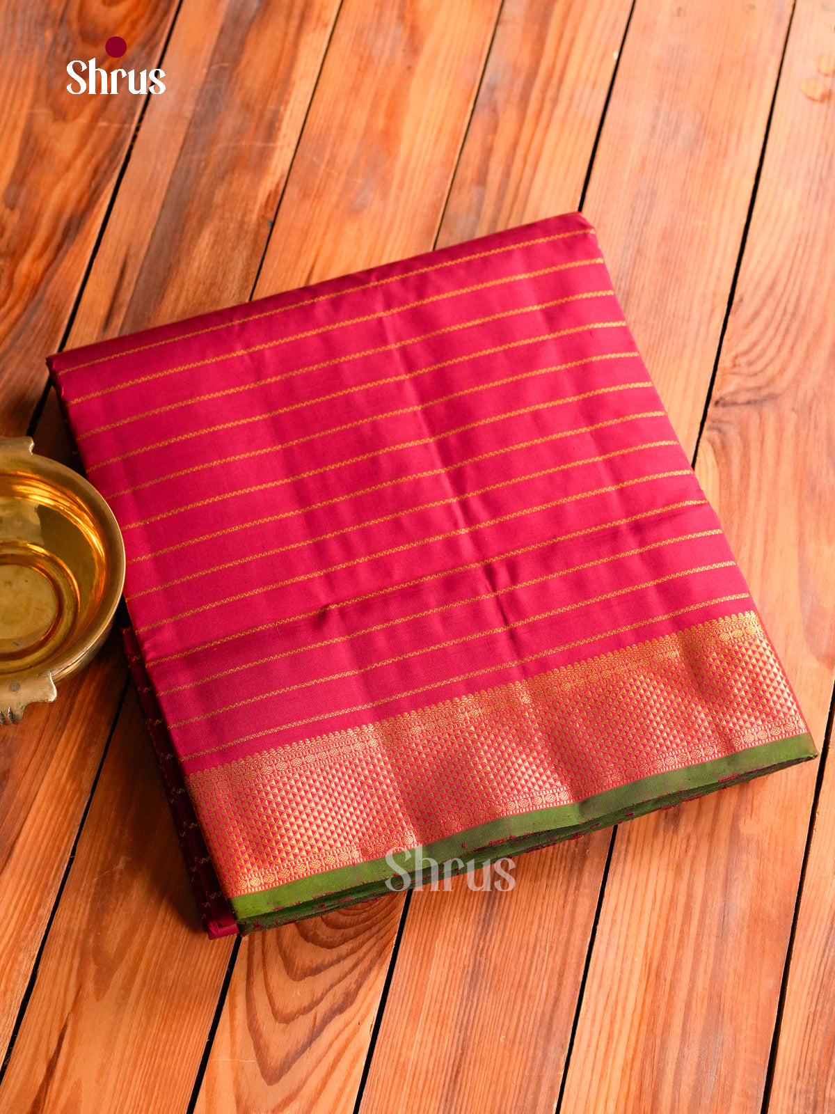 Dashing Pink 9Yards Kanchipuram Saree With Gold Stripes | Self Zari Border & Pallu