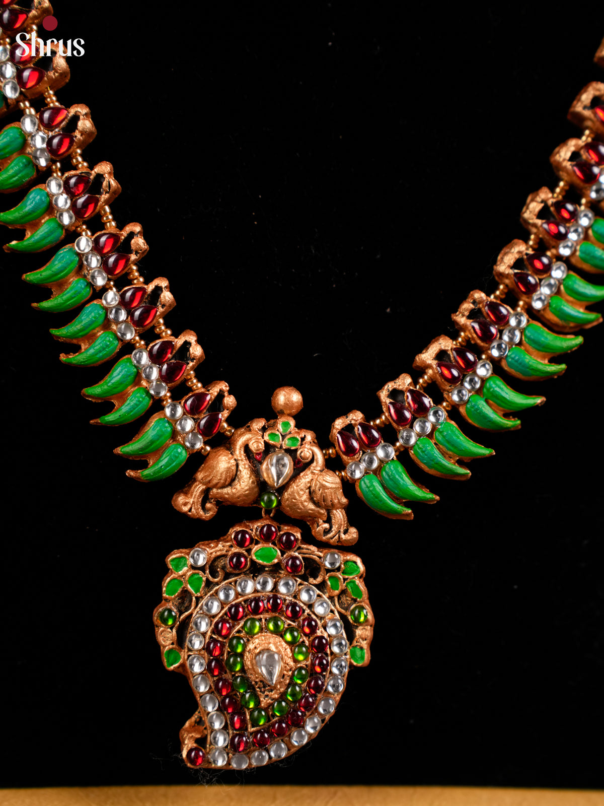 Graceful Handcrafted Manga Necklace in Terracotta set - EAJ16019