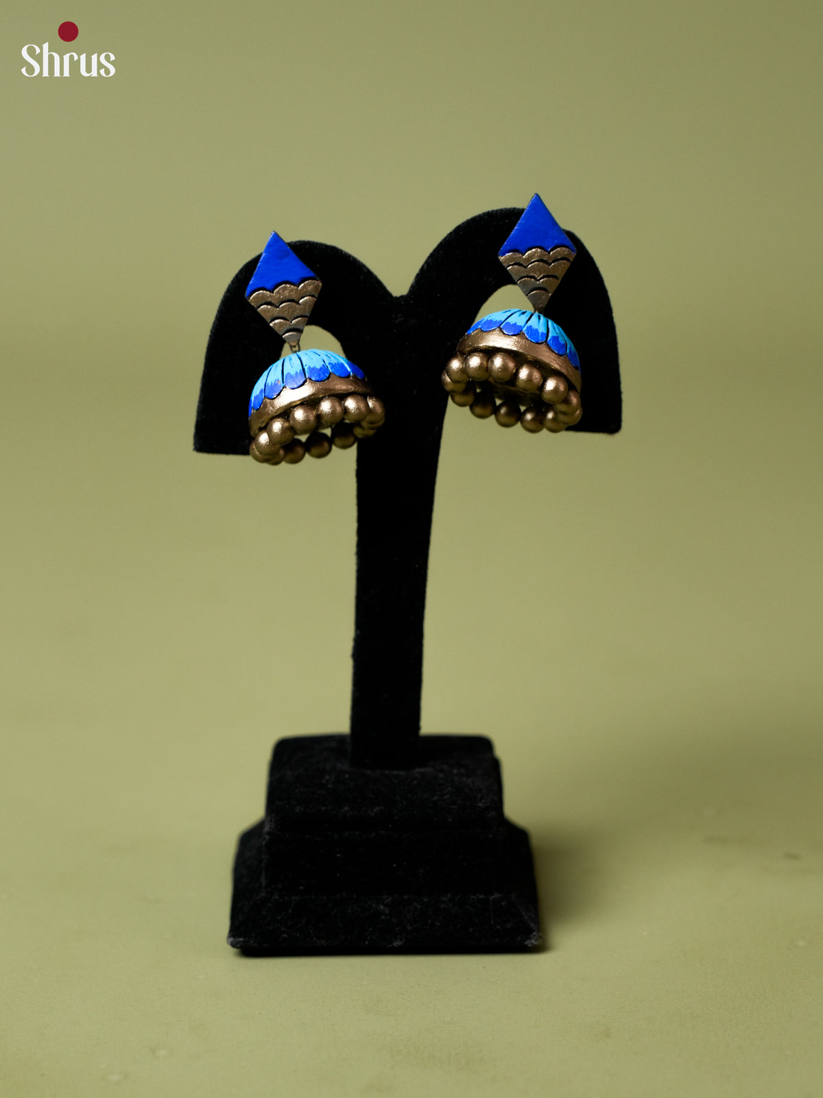 EAJ22005 - Earning - Saree - Shop on Shrus.com