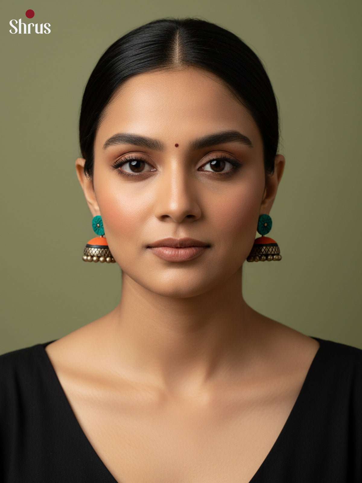 EAJ22007 - Earning - Saree - Shop on Shrus.com