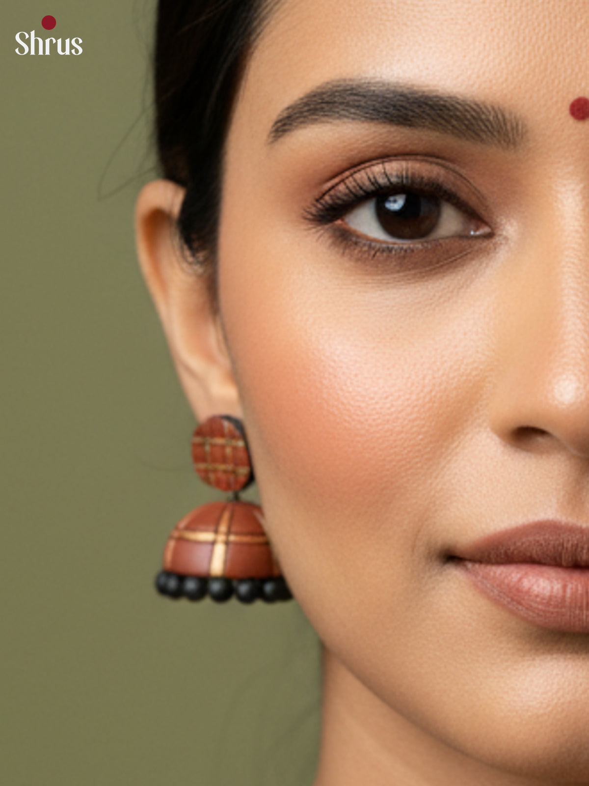 EAJ22011 - Earning - Saree - Shop on Shrus.com