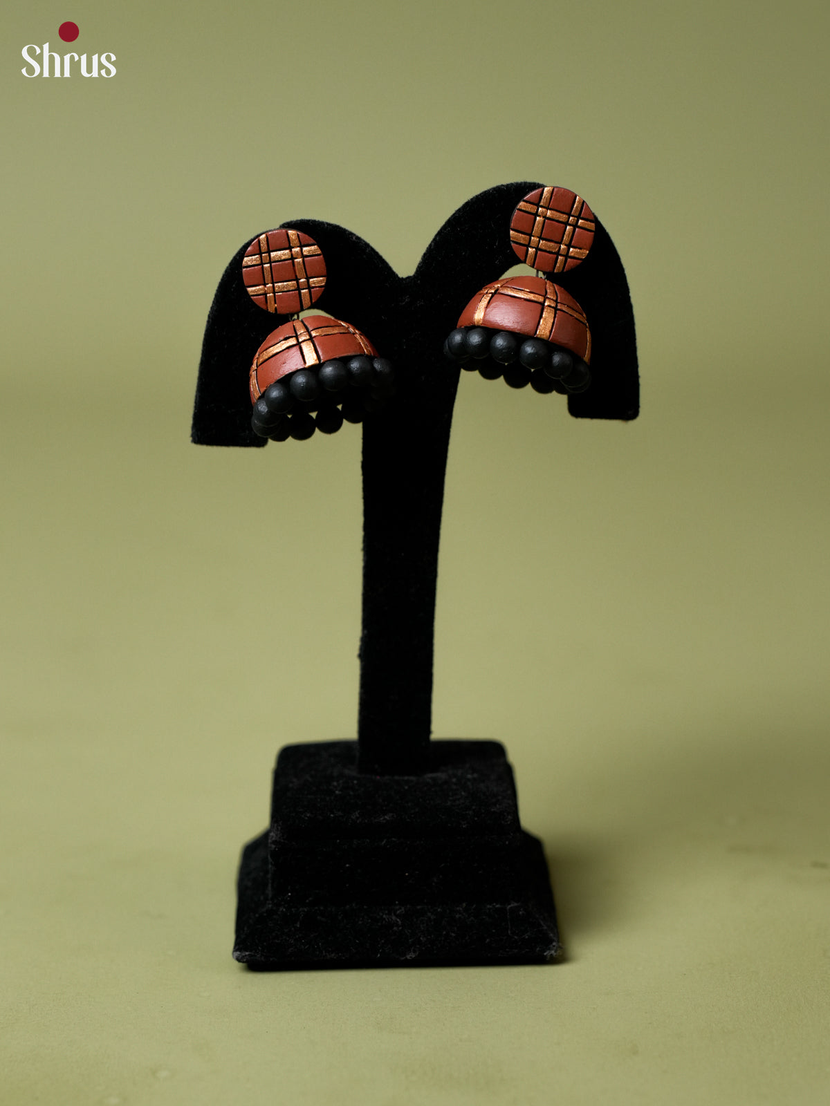 EAJ22011 - Earning - Saree - Shop on Shrus.com