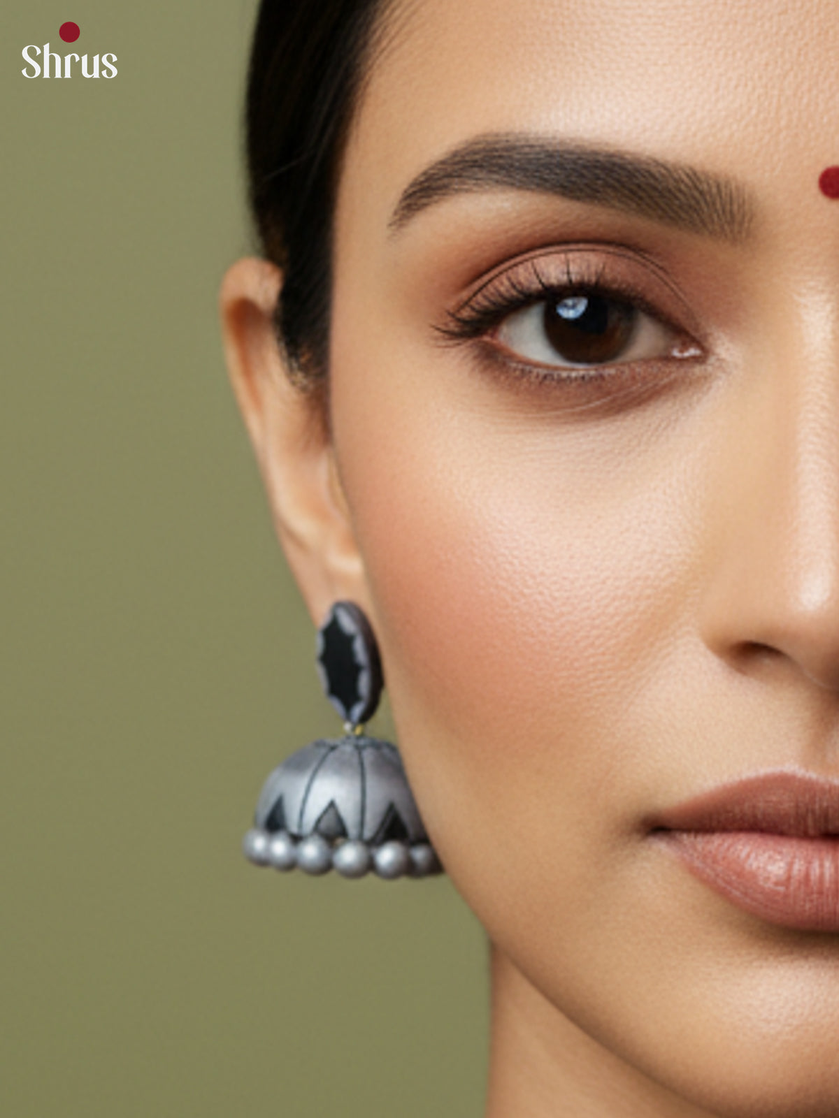 EAJ22026 - Earning - Saree - Shop on Shrus.com