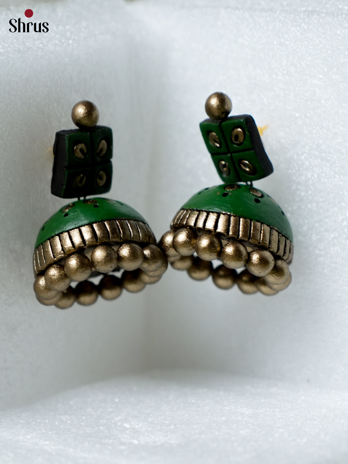 EAJ22027 - Earning - Saree - Shop on Shrus.com