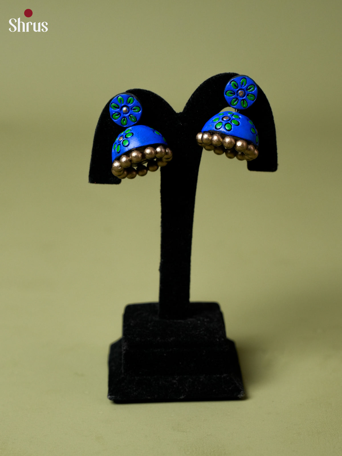 EAJ22031 - Earning - Saree - Shop on Shrus.com