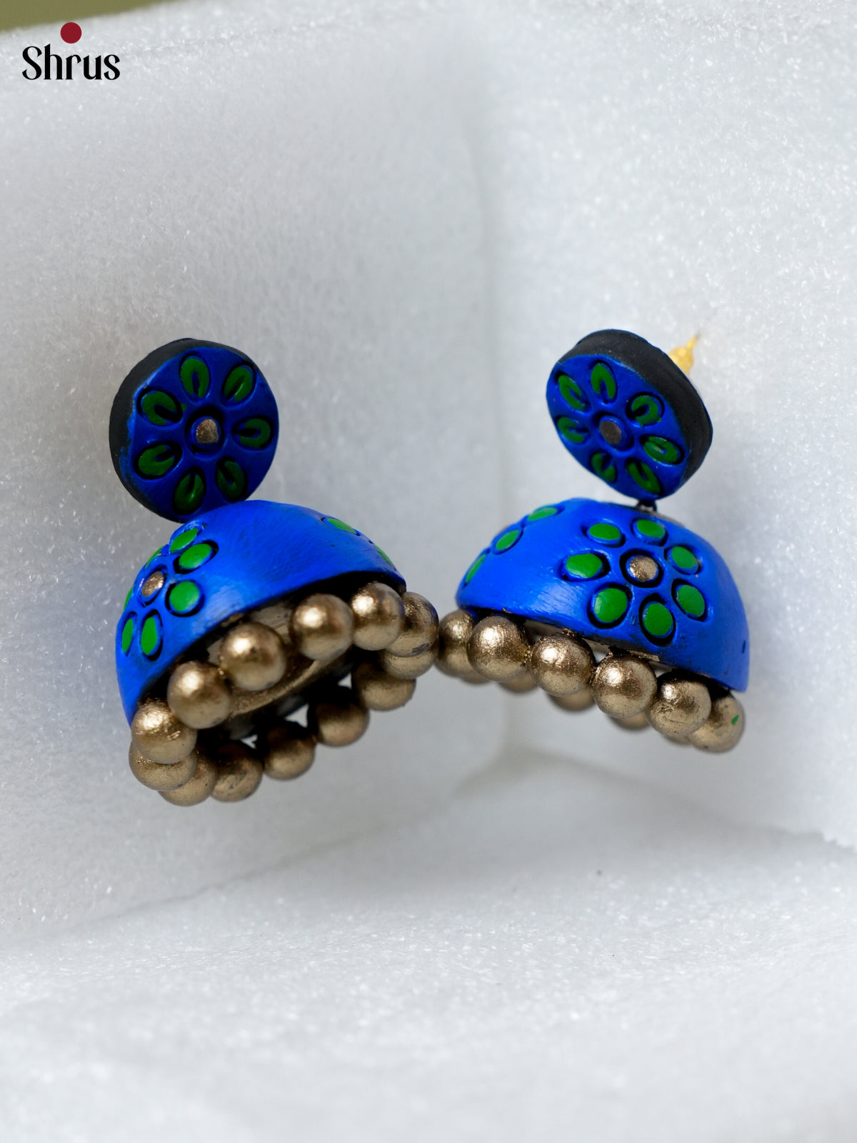 EAJ22031 - Earning - Saree - Shop on Shrus.com