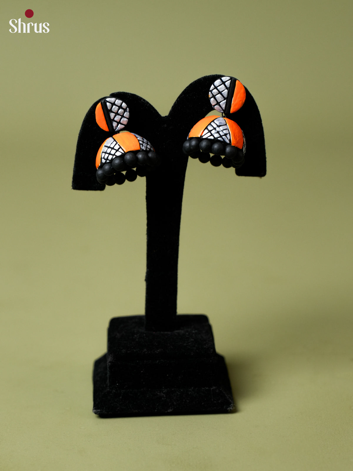 EAJ22040 - Earning - Saree - Shop on Shrus.com