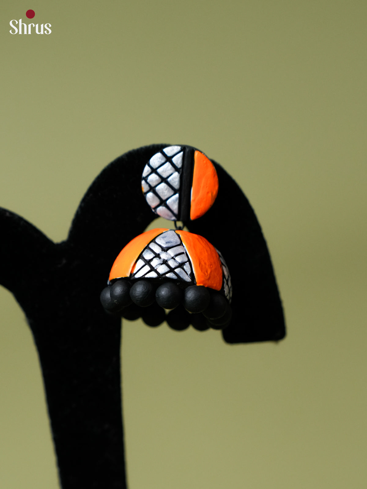 EAJ22040 - Earning - Saree - Shop on Shrus.com