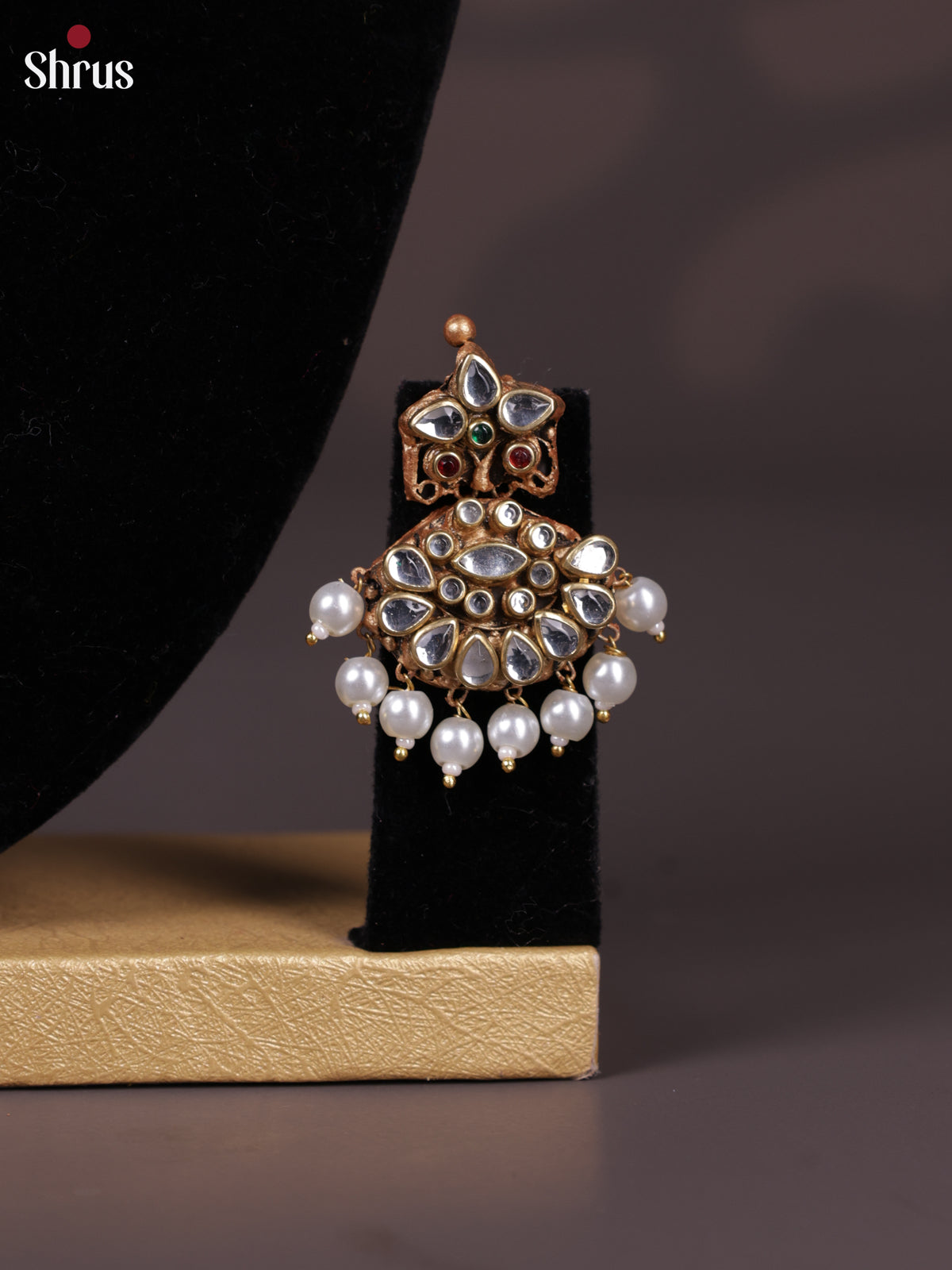 Beautiful three stranded Red Bead Terracotta set with pendant -EAJ30020 - Shop on Shrus.com