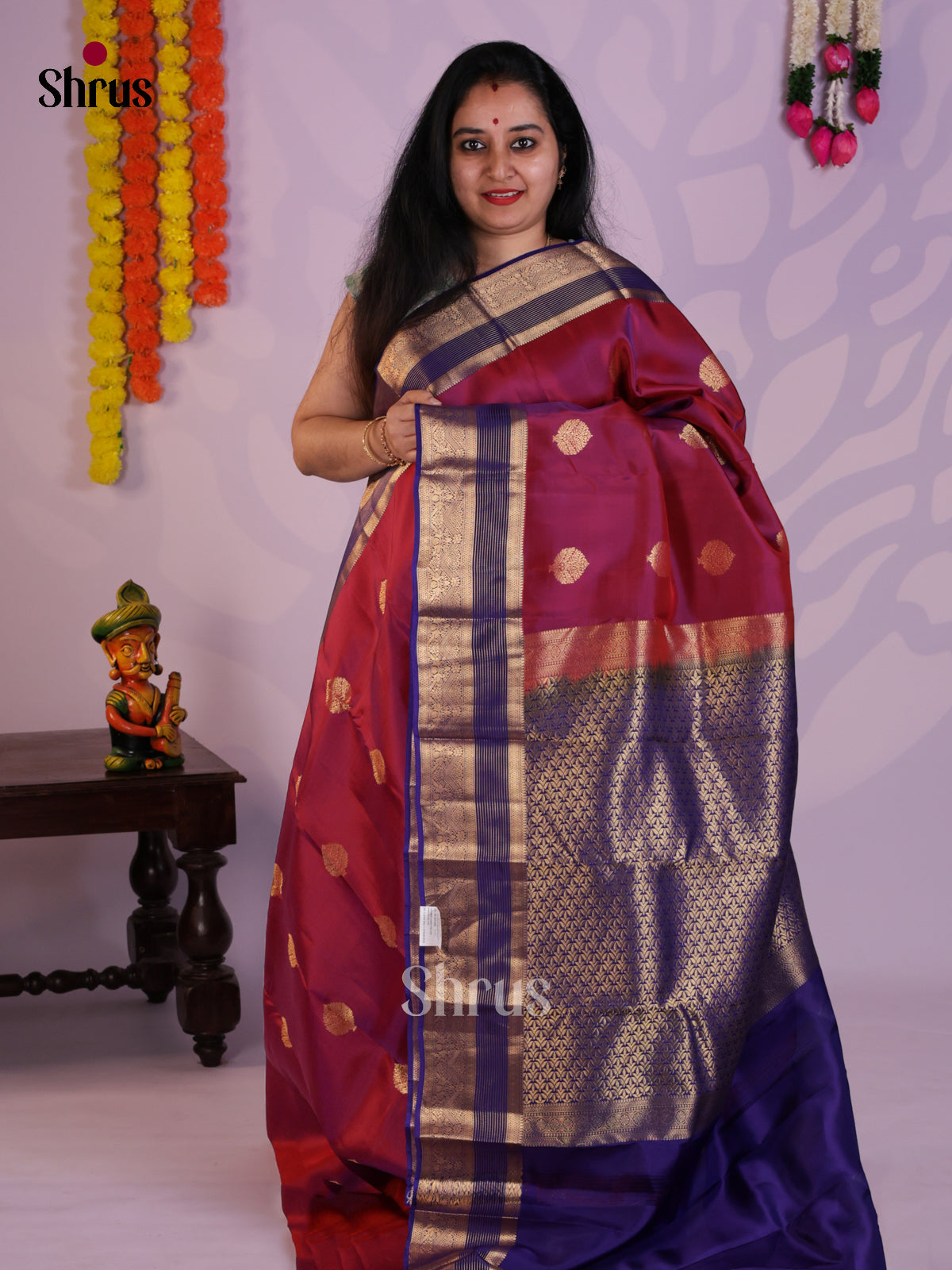 EAS03051 - Kanchipuram Butta design Saree