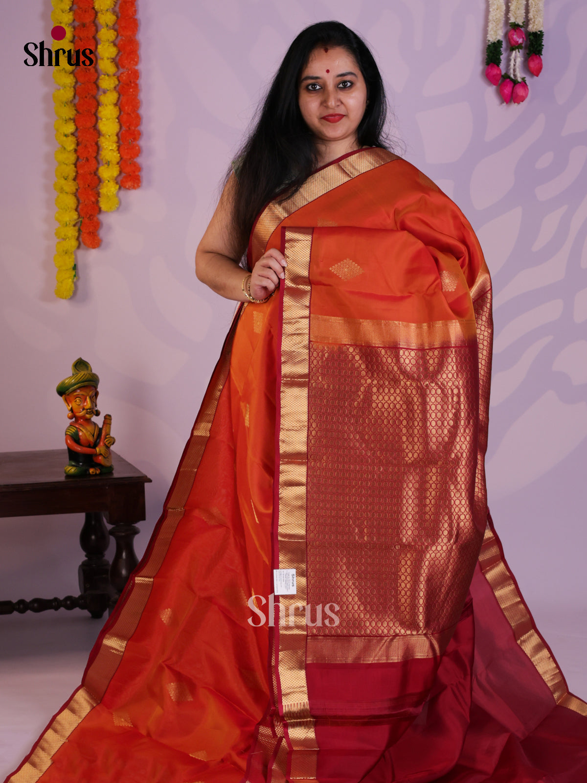 EAS03058 - Kanchipuram Butta design Saree