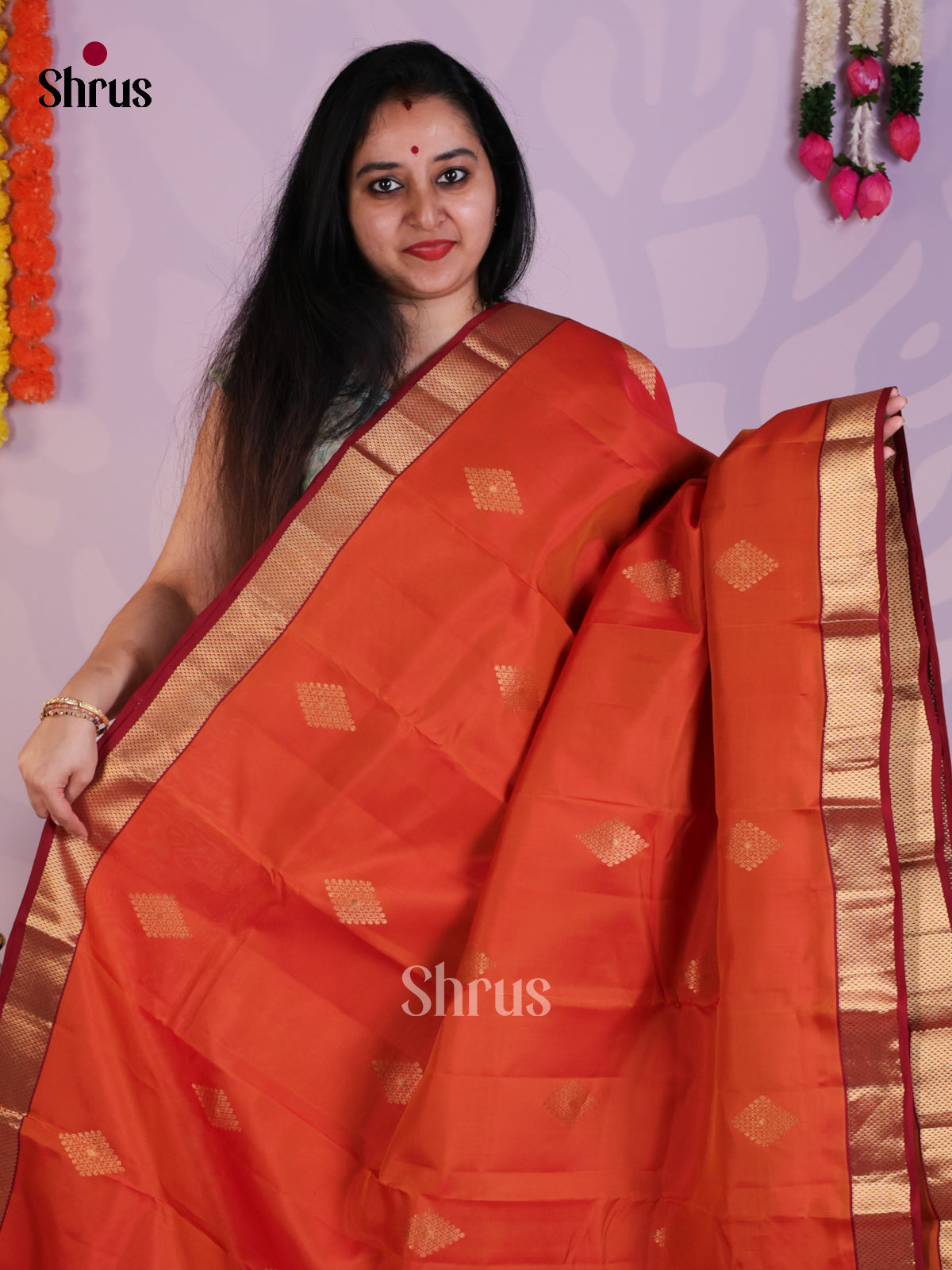 EAS03058 - Kanchipuram Butta design Saree