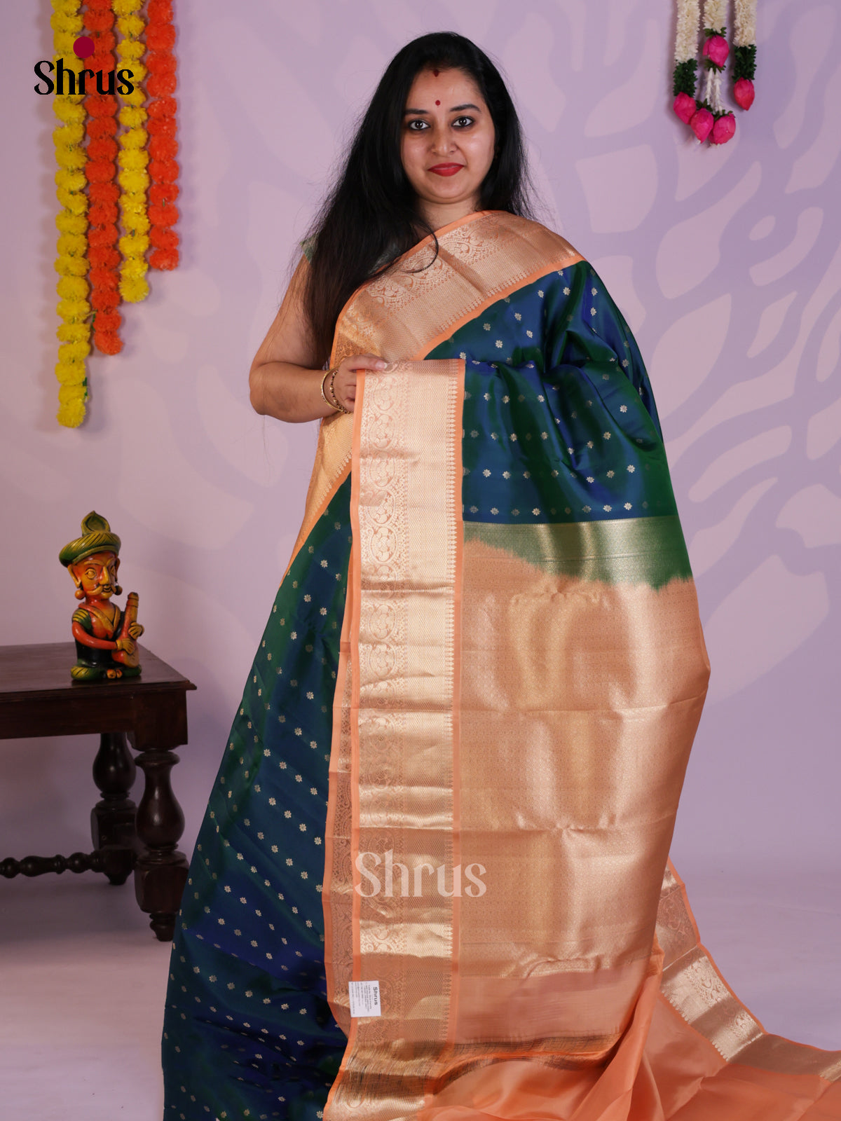 Peacock Green & Peach - Kanchipuram-halfpure Saree - EAS08320 - Shop on Shrus.com