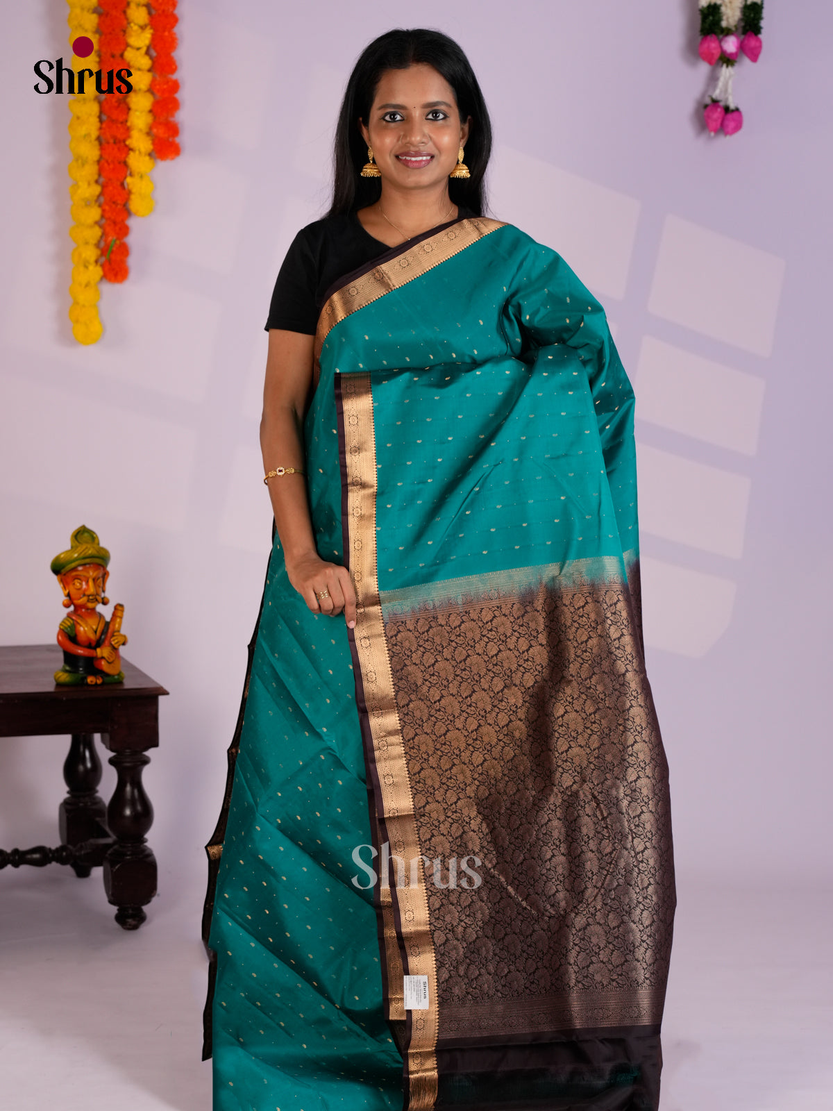 EAS09011 - Kanchipuram-halfpure Saree - Shop on Shrus.com