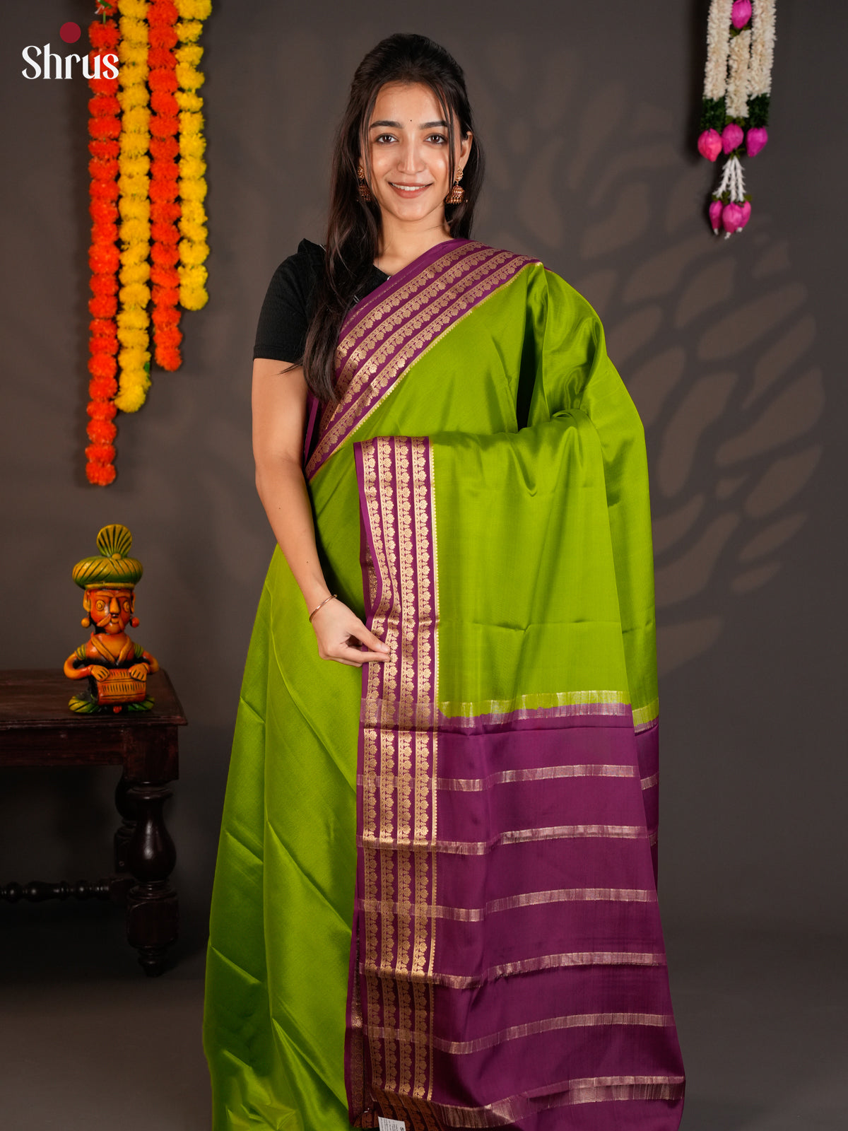 Serene Green & Purple Mysore Silk Saree with contrast zari border - EAS09217