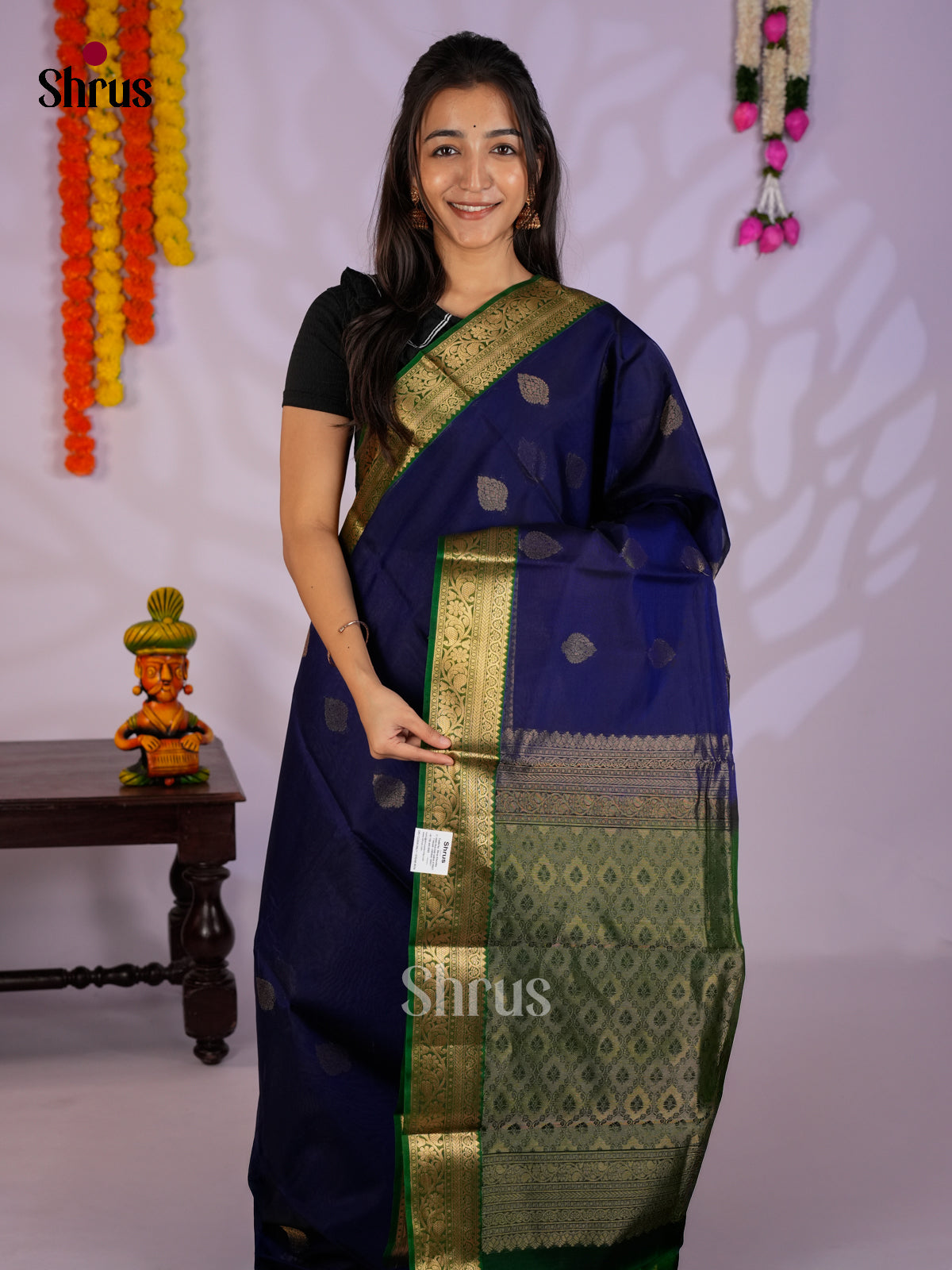 EAS12093 - Timeless Silk Cotton Saree - Shop on Shrus.com