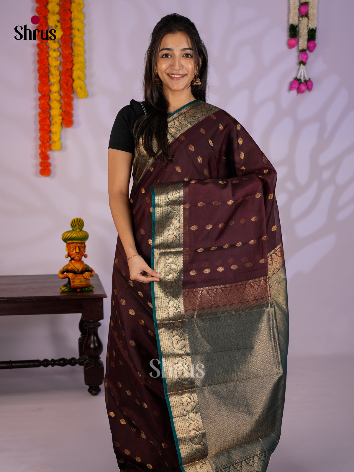 Maroon & Green - Timeless Silk Cotton Saree - EAS12110