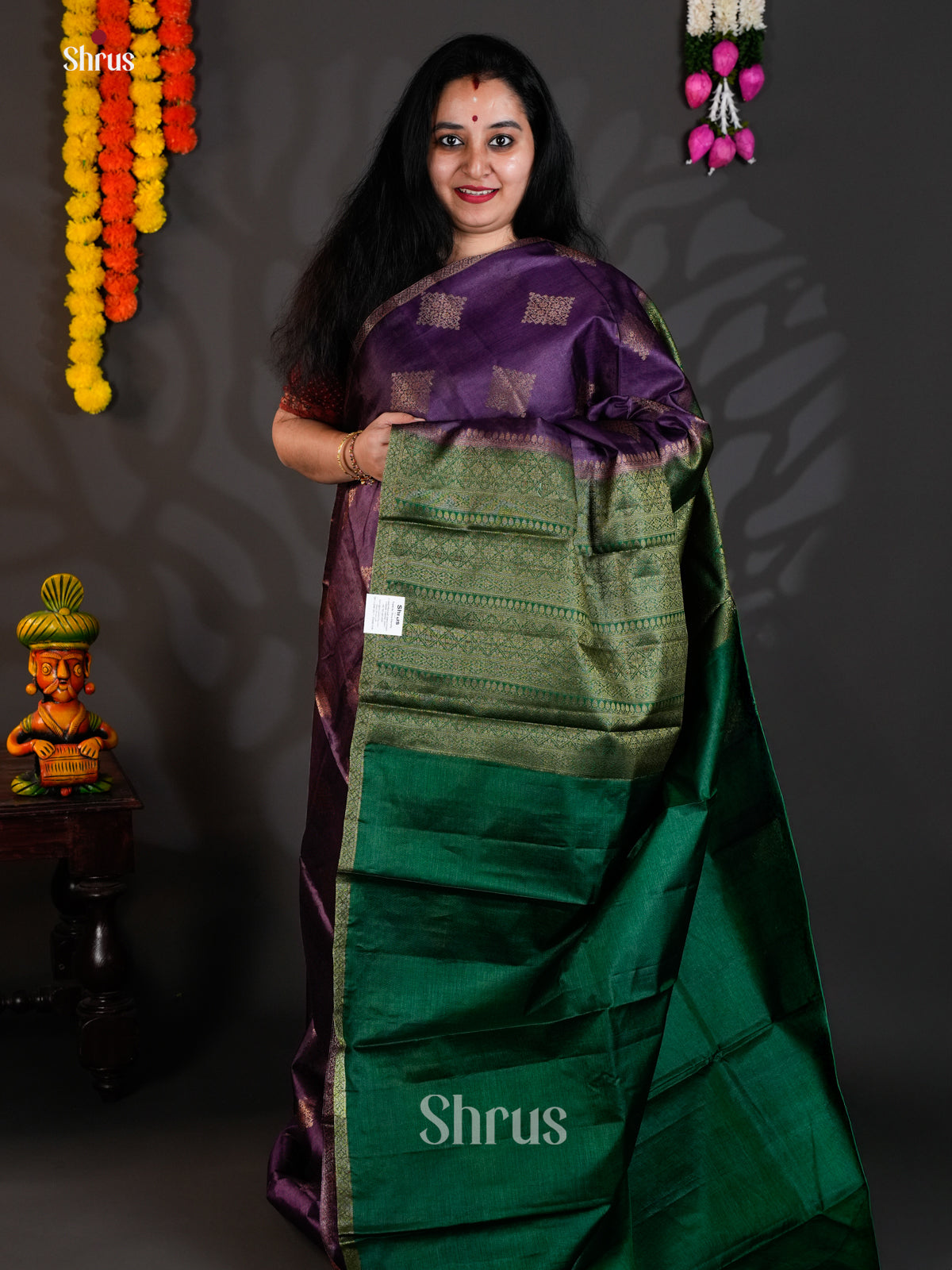 Classic Violet & Green  Banarasi Tussar Saree gleams with gold zari motifs - EAS20031