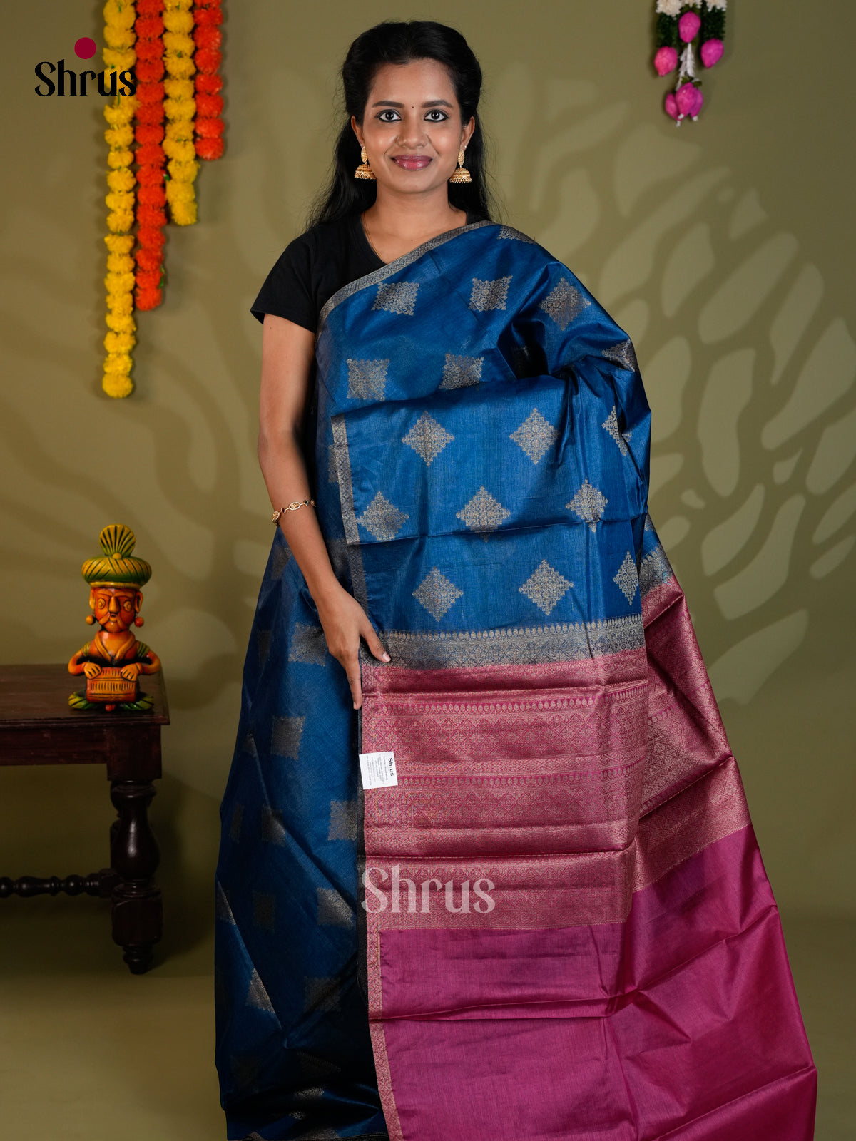 EAS20032 - Banarasi Tussar Saree - Shop on Shrus.com