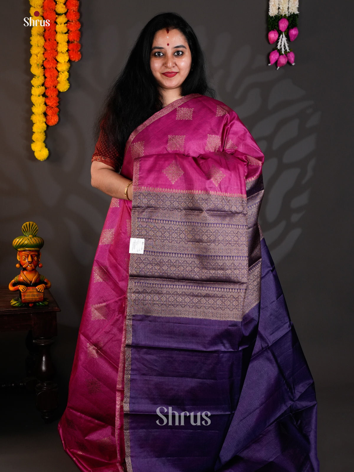 Pretty Pink & Violet  Banarasi Tussar Saree gleams with gold zari floral motifs- EAS20050