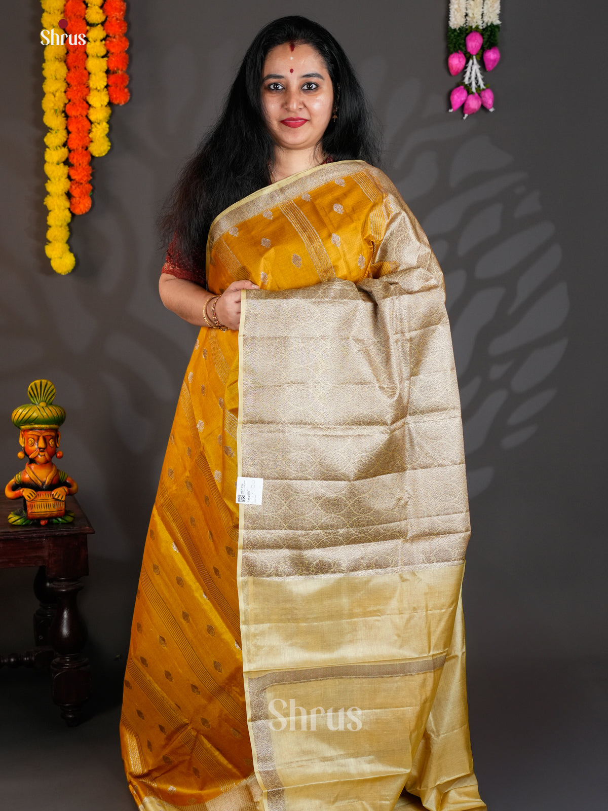 EAS20099 - Banarasi Tussar Saree - Shop on Shrus.com