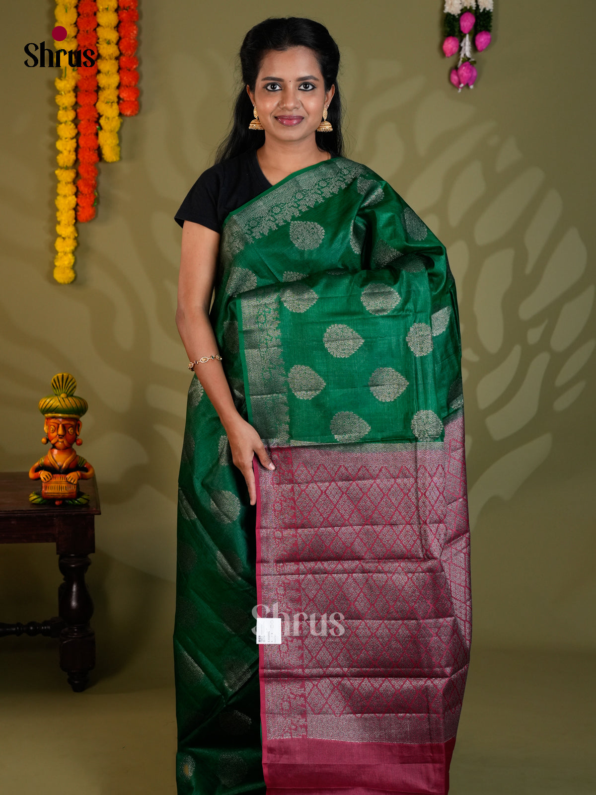 EAS20102 - Banarasi Tussar Saree - Shop on Shrus.com