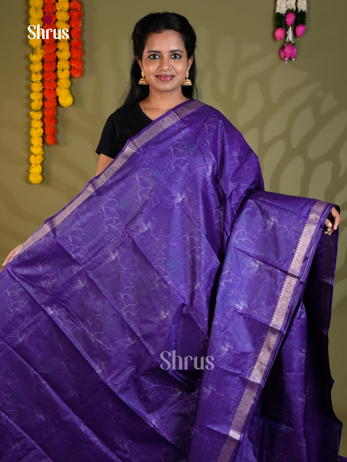 EAS21188 - Kanchipuram-halfpure Saree - Shop on Shrus.com