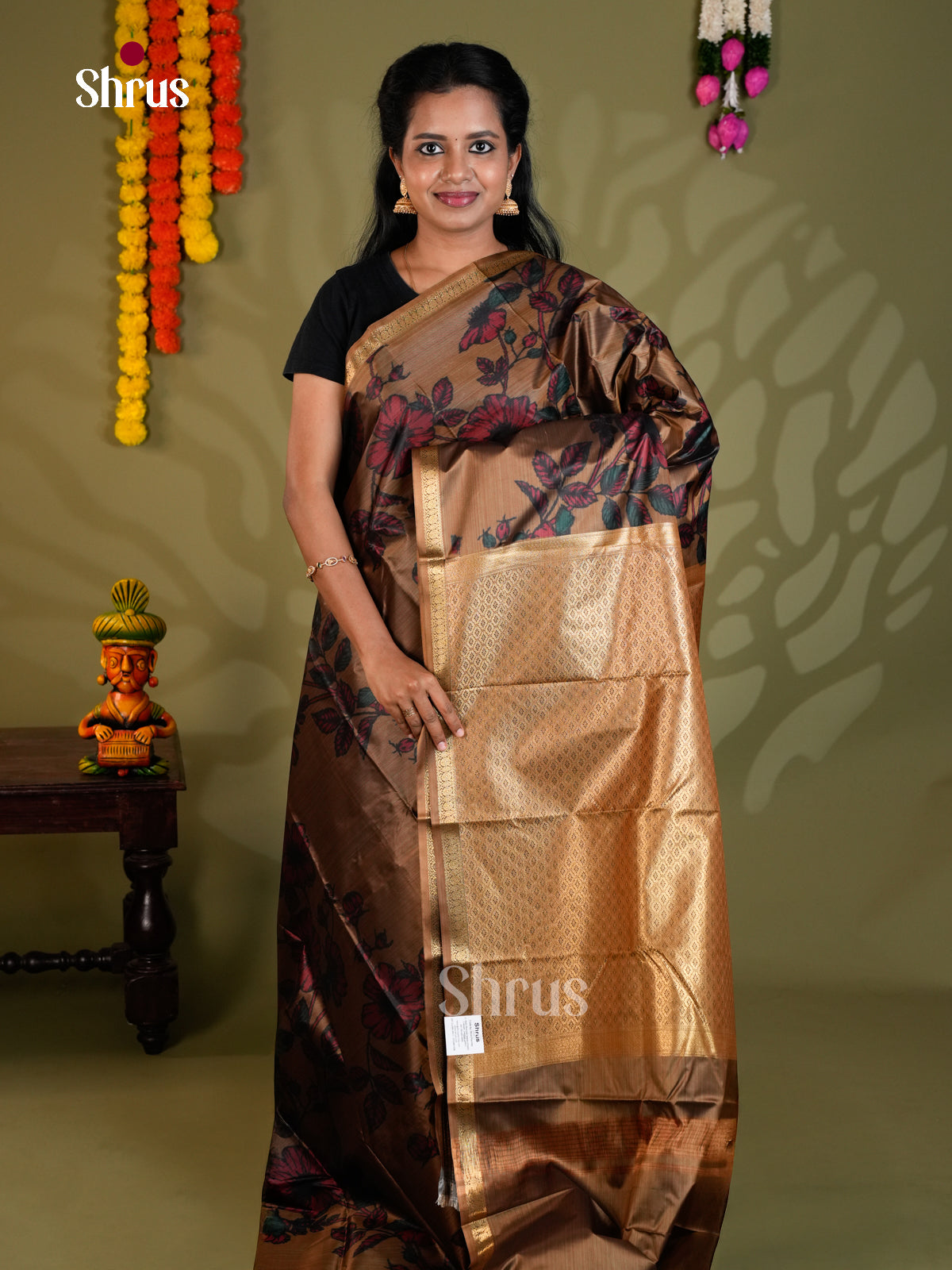 EAS21200 - Kanchipuram-halfpure Saree - Shop on Shrus.com