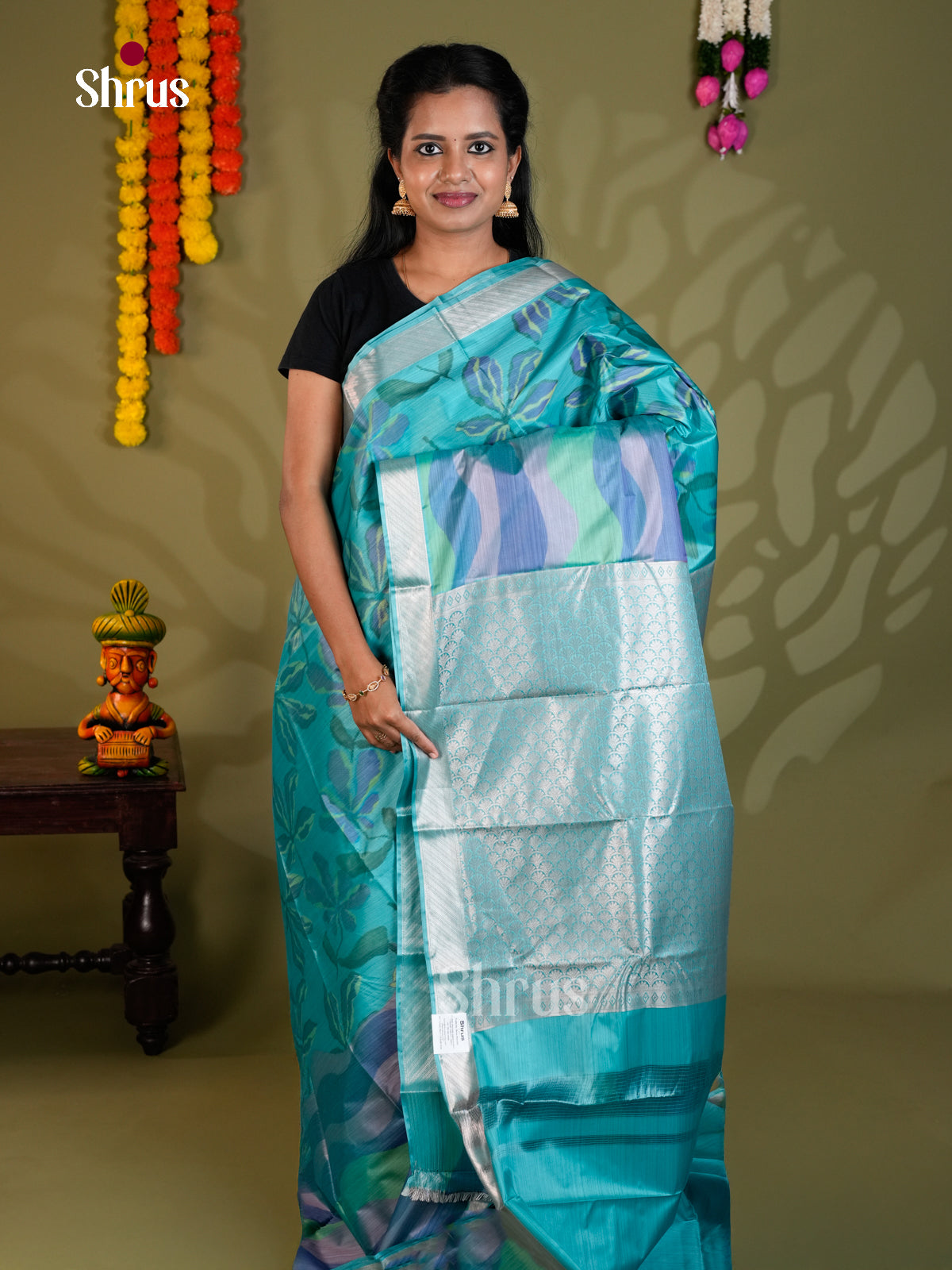 EAS21202 - Kanchipuram-halfpure Saree - Shop on Shrus.com