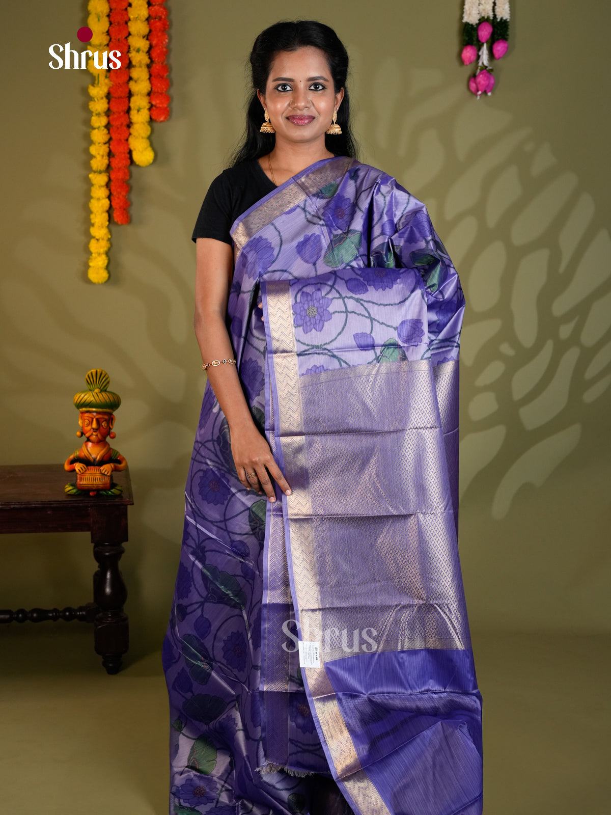 EAS21205 - Kanchipuram-halfpure Saree - Shop on Shrus.com