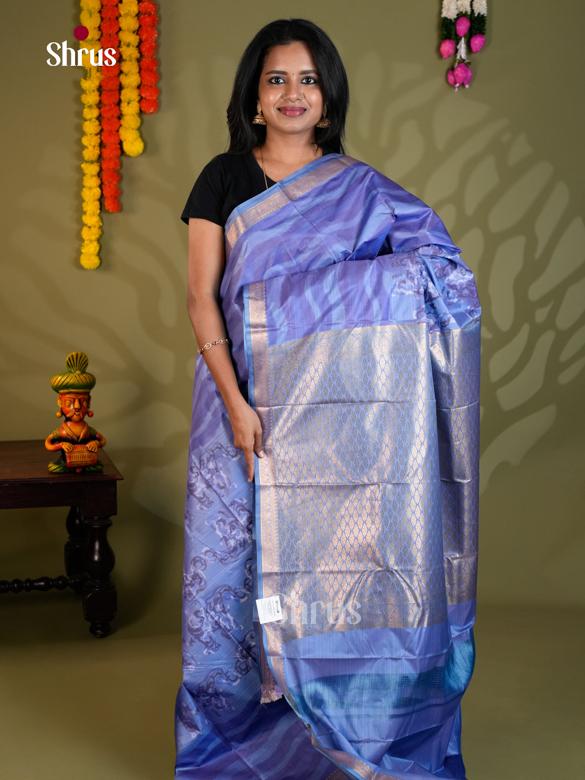 Blue (Single Tone) - Kanchipuram-halfpure Saree- EAS21206 - Shop on Shrus.com