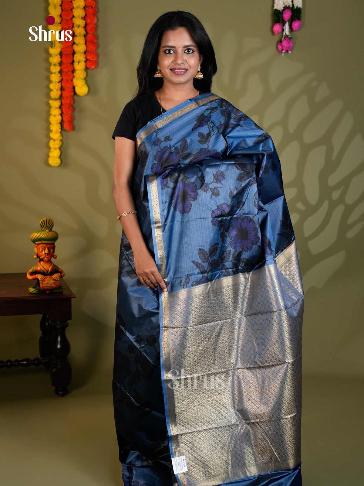 EAS21210 - Kanchipuram-halfpure Saree - Shop on Shrus.com