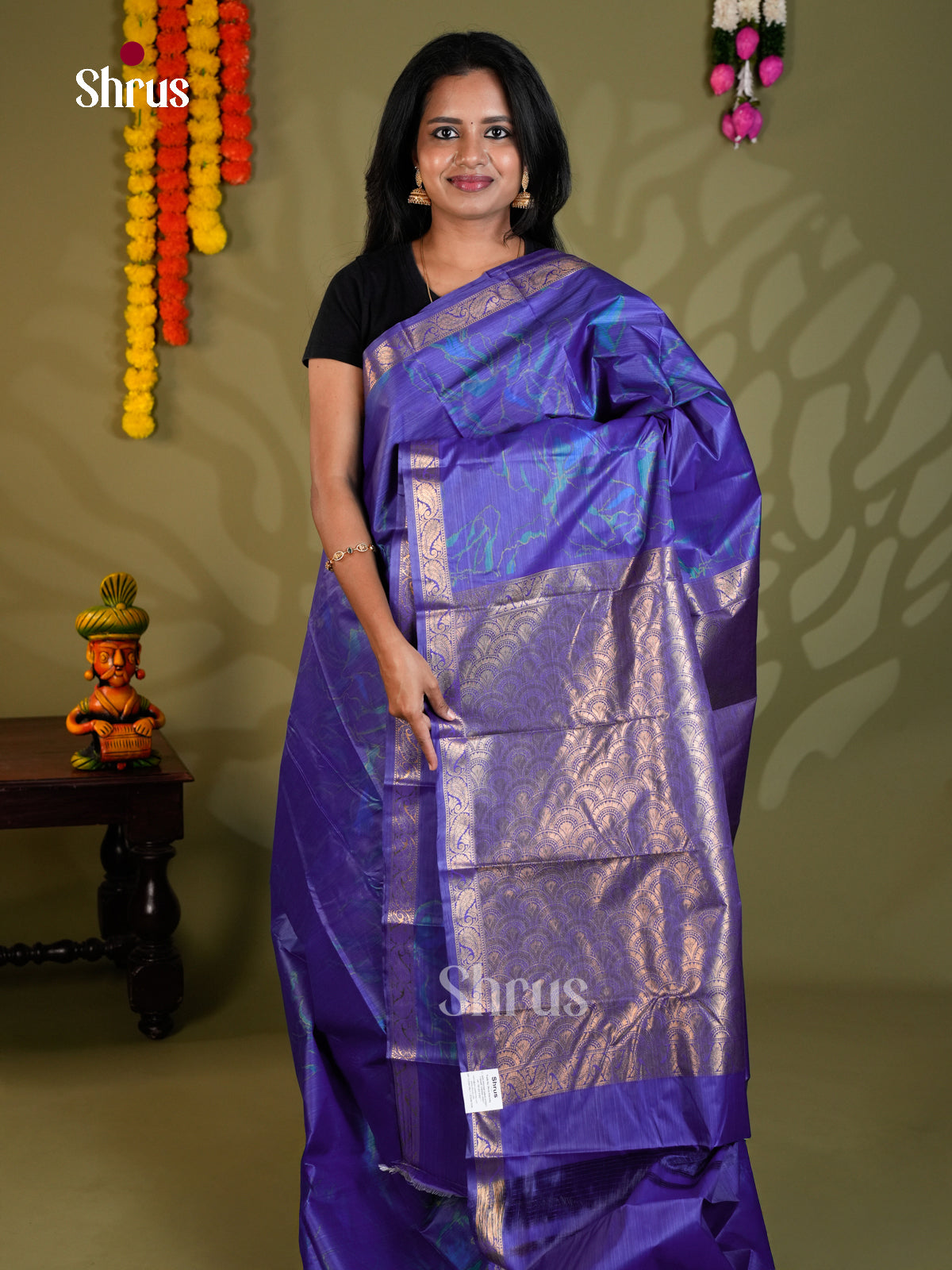 EAS21223 - Kanchipuram-halfpure Saree - Shop on Shrus.com