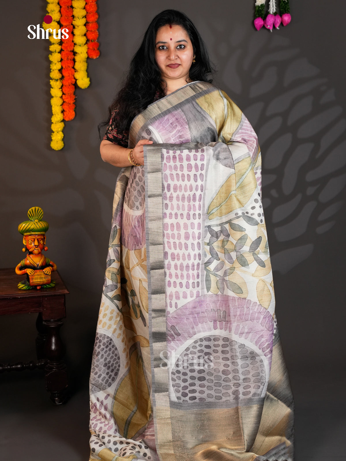 Cream & Grey- Semi Rawsilk - Saree -EAS22079