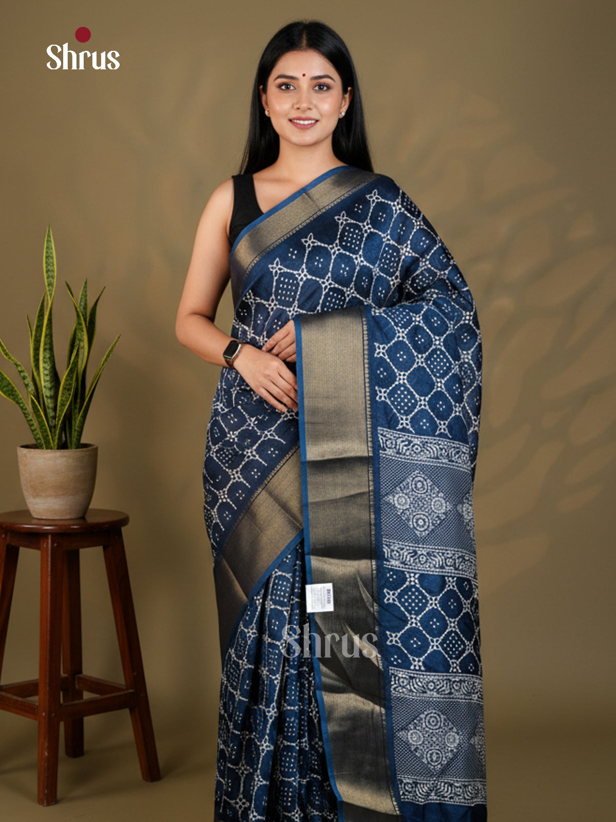 EAS22172 - Semi Crepe - Saree - Shop on Shrus.com