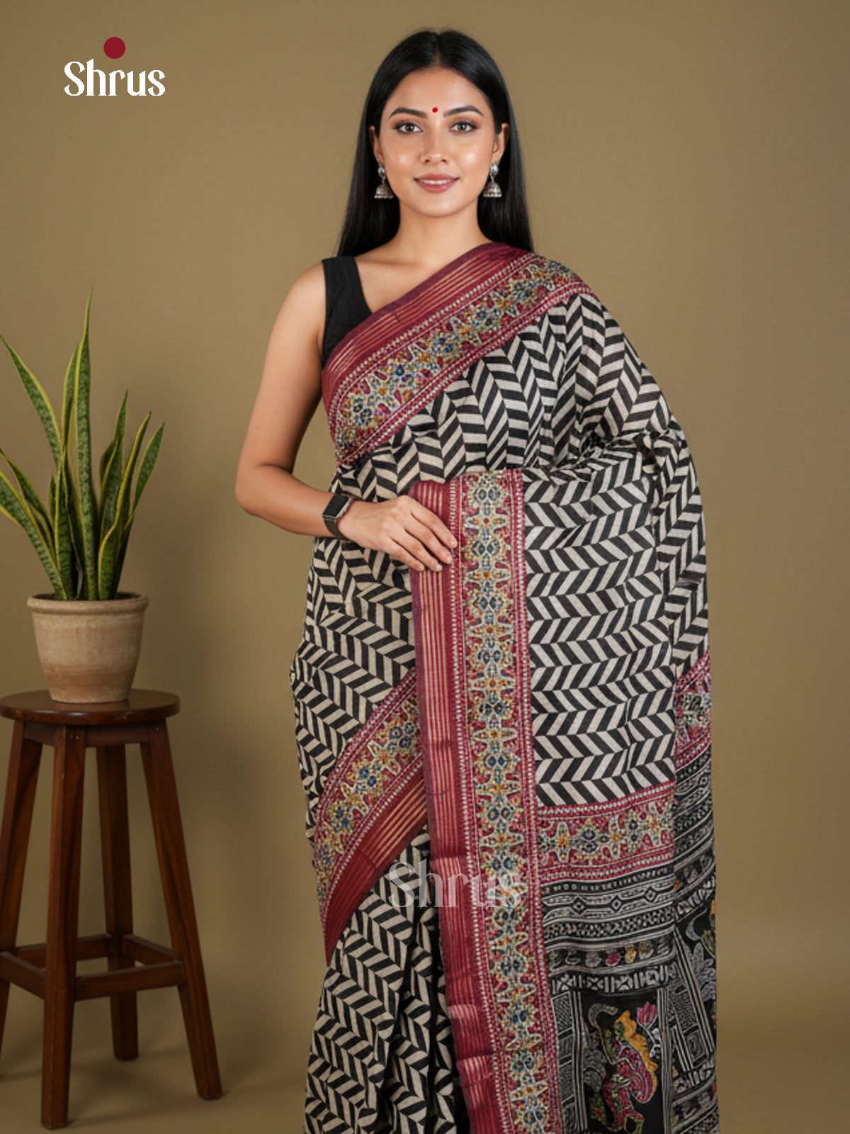 EAS22287 - Art Modal - Saree - Shop on Shrus.com