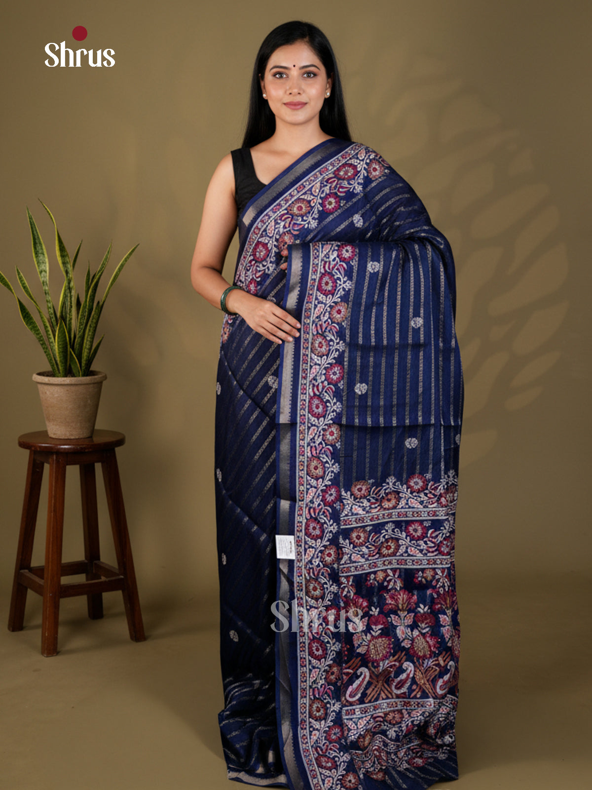 EAS22370 - Semi Crepe - Saree - Shop on Shrus.com
