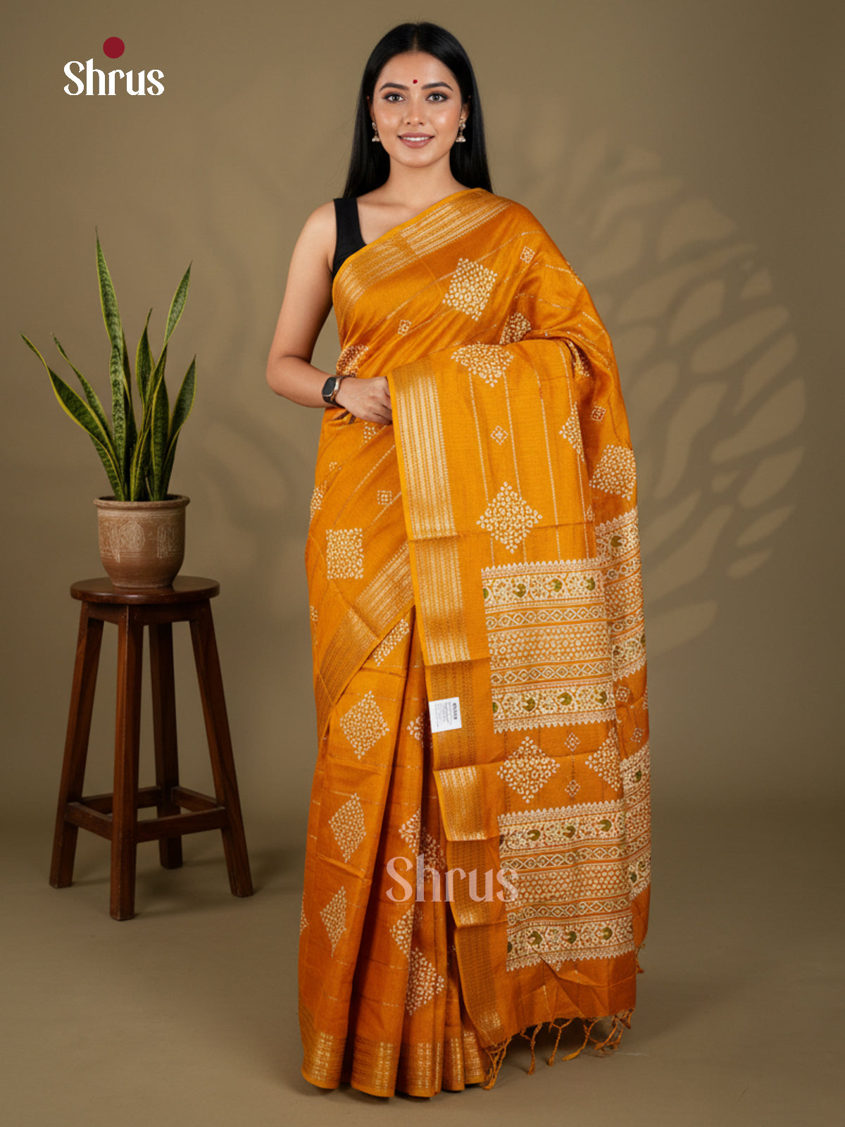 EAS22513 - Semi Crepe - Saree - Shop on Shrus.com