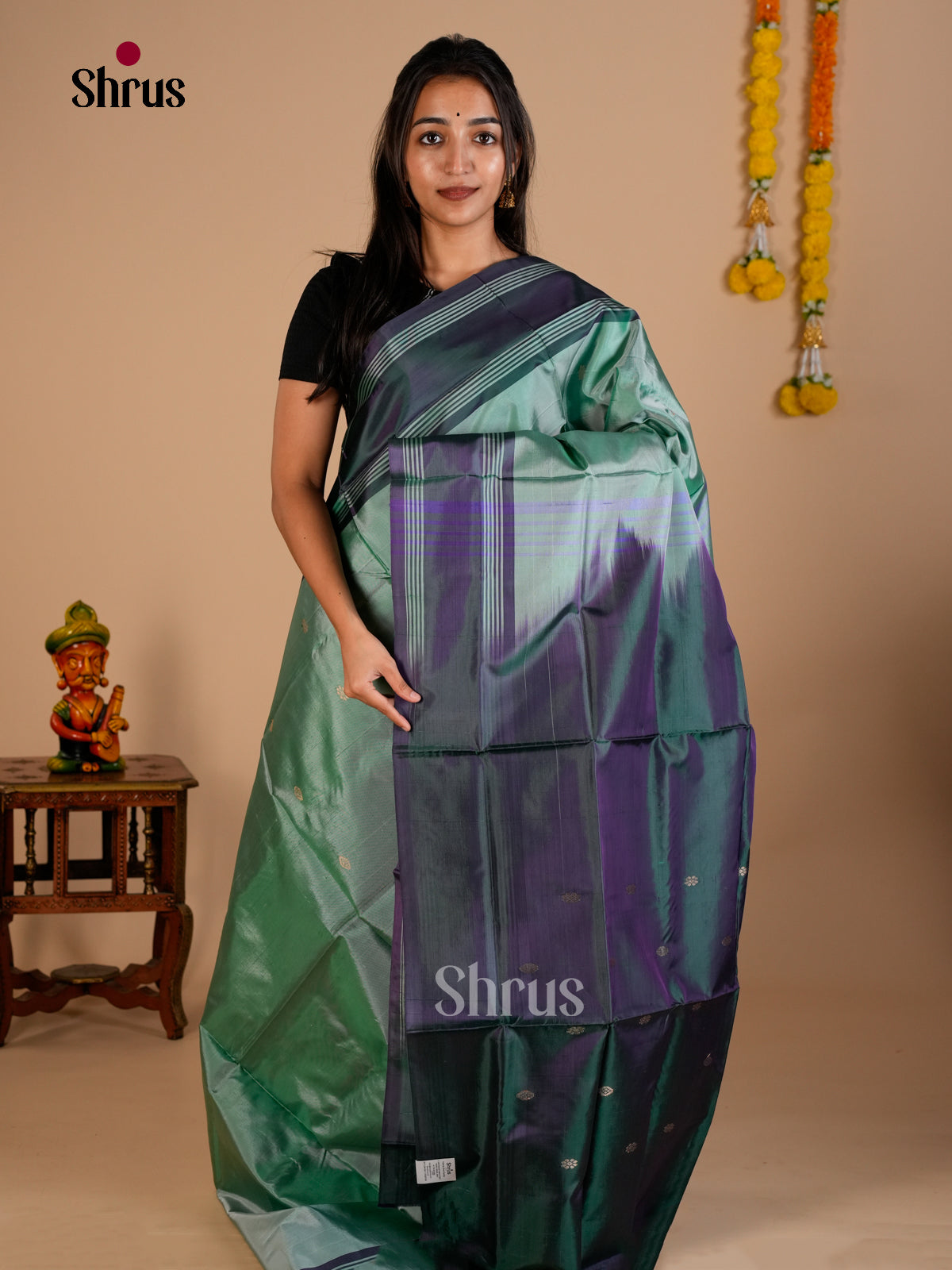 EAS23035 - Banana Pith without blouse - Saree - Shop on Shrus.com