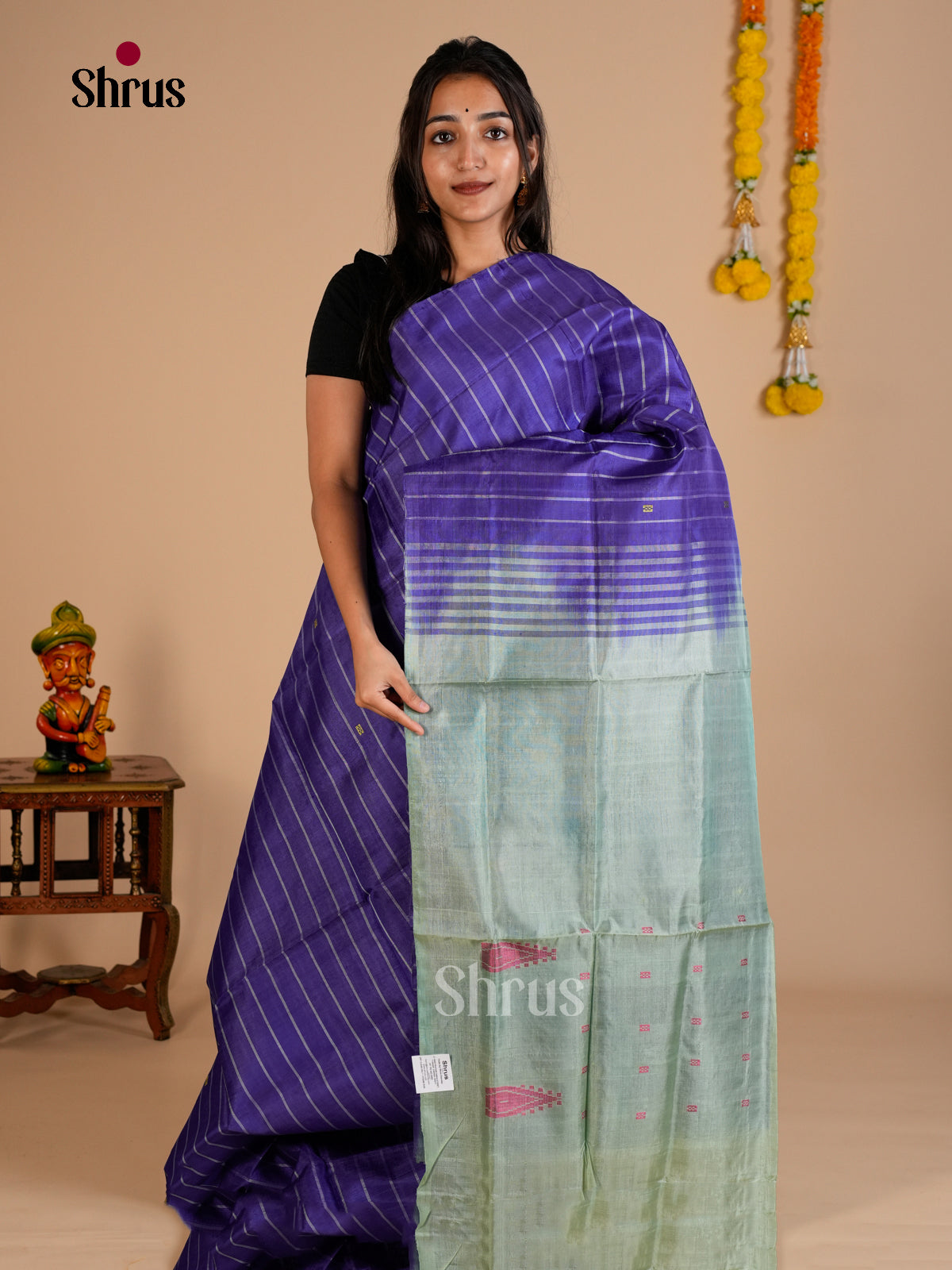 EAS23036 - Banana Pith without blouse - Saree - Shop on Shrus.com
