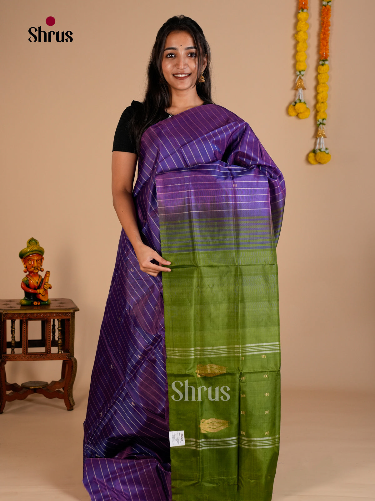 EAS23095 - Banana Pith without blouse - Saree - Shop on Shrus.com